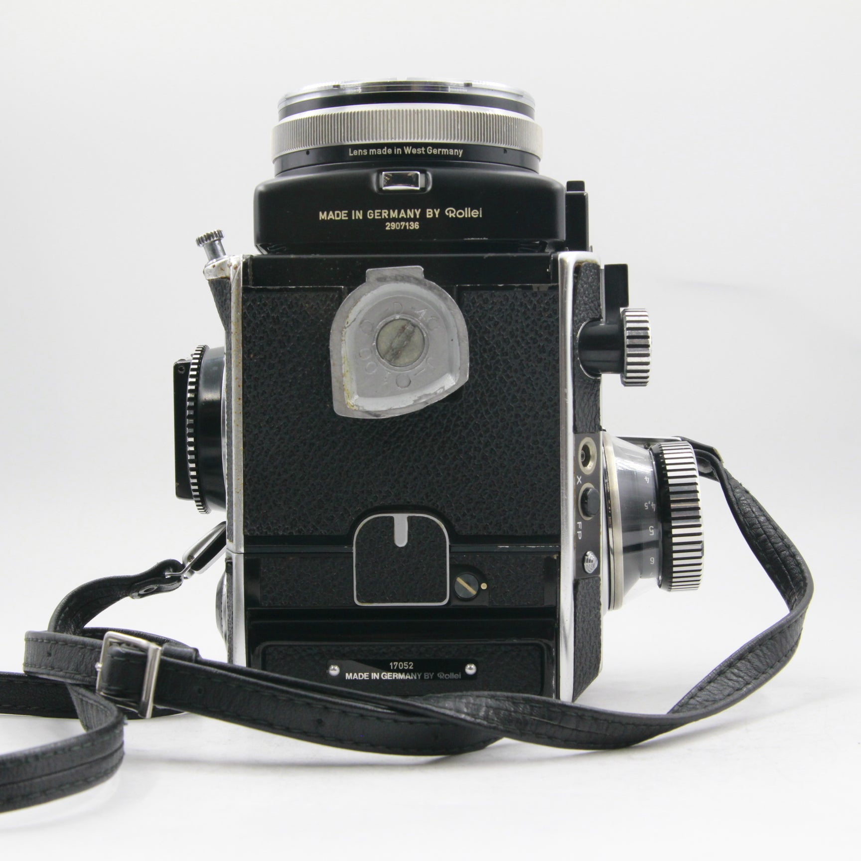 Vintage Rolliflex SL66 Camera with 80mm f2.8 Zeiss Planar Lens - Waist Level Viewfinder & 120/220 Film Back | Perfect for Film Photography Enthusiasts, Street Photography, and Vintage Camera Collectors