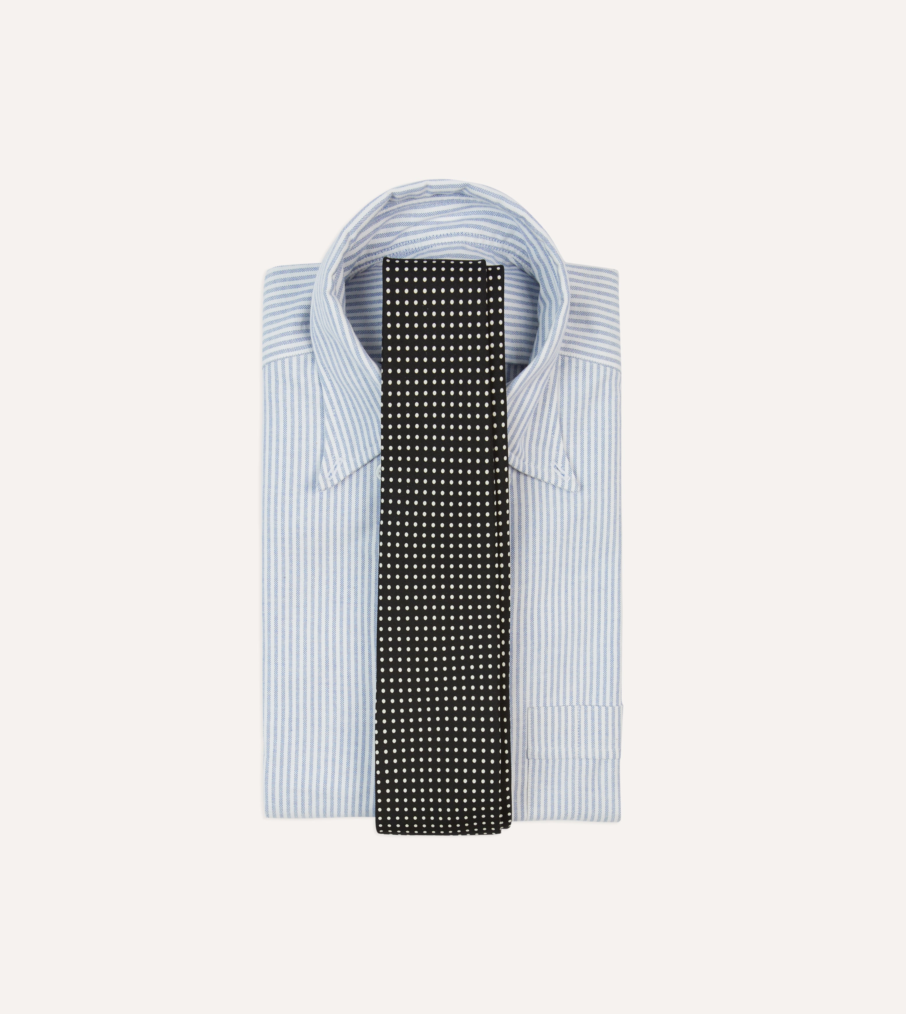 Elegant Black Small Spot Silk Self-Tipped Tie for Men - Perfect for Weddings, Business Meetings & Formal Events