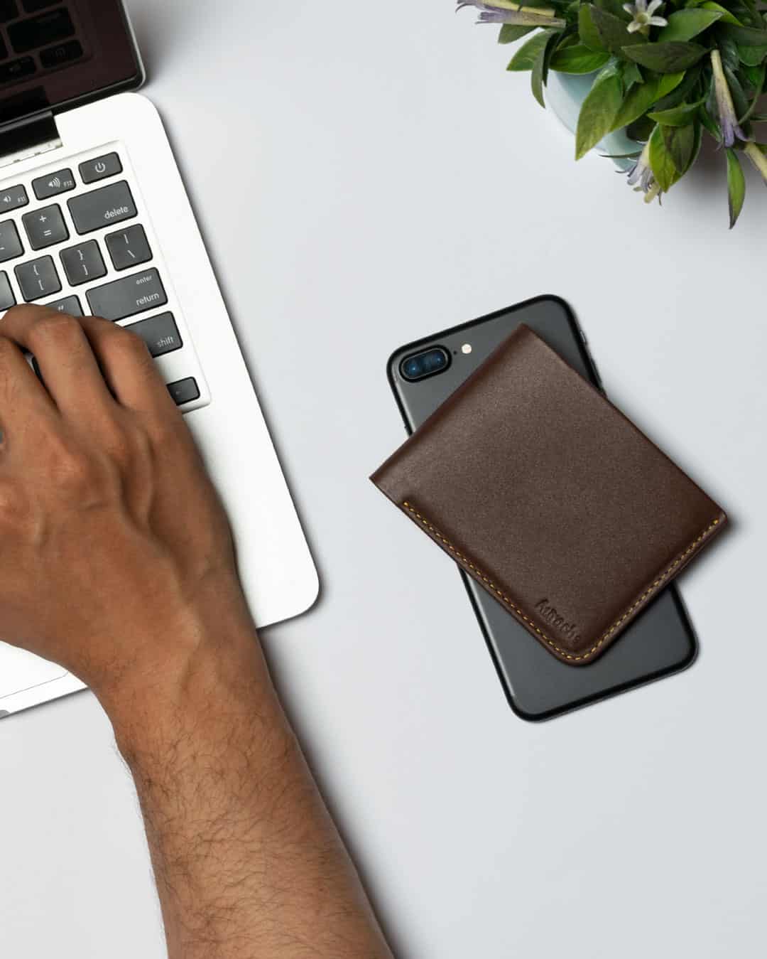 Slim & Lightweight Bifold Wallet for Men - RFID Blocking Minimalist Leather Wallet - Perfect for Everyday Carry, Travel & Business Use