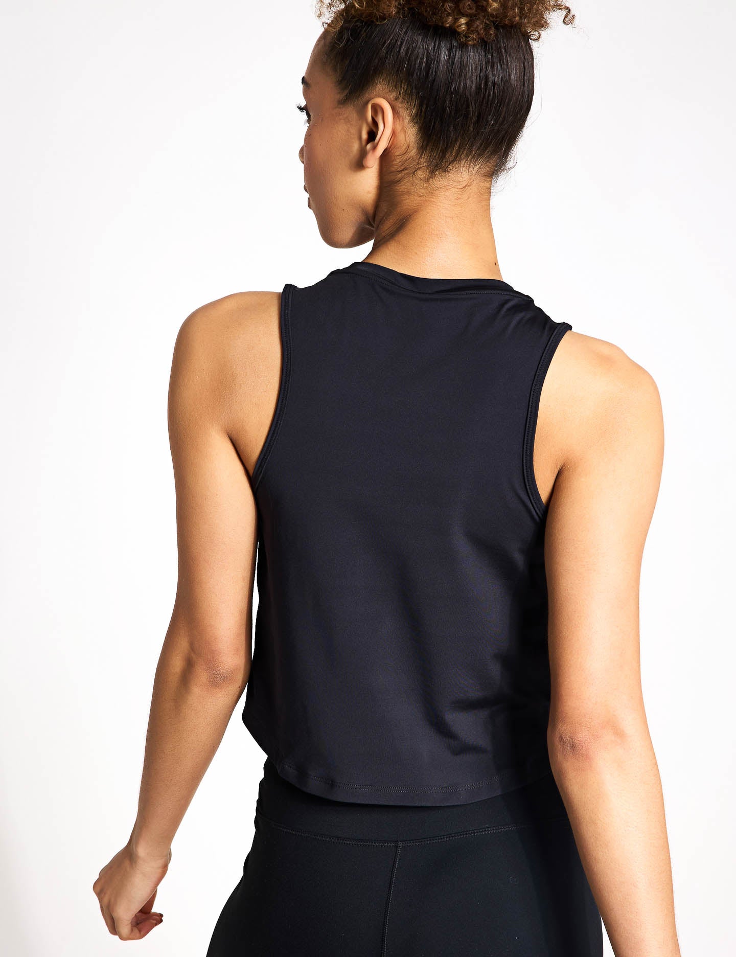 Classic Dri-FIT Cropped Tank Top for Women - Breathable Workout Top in Black - Perfect for Gym, Yoga & Running