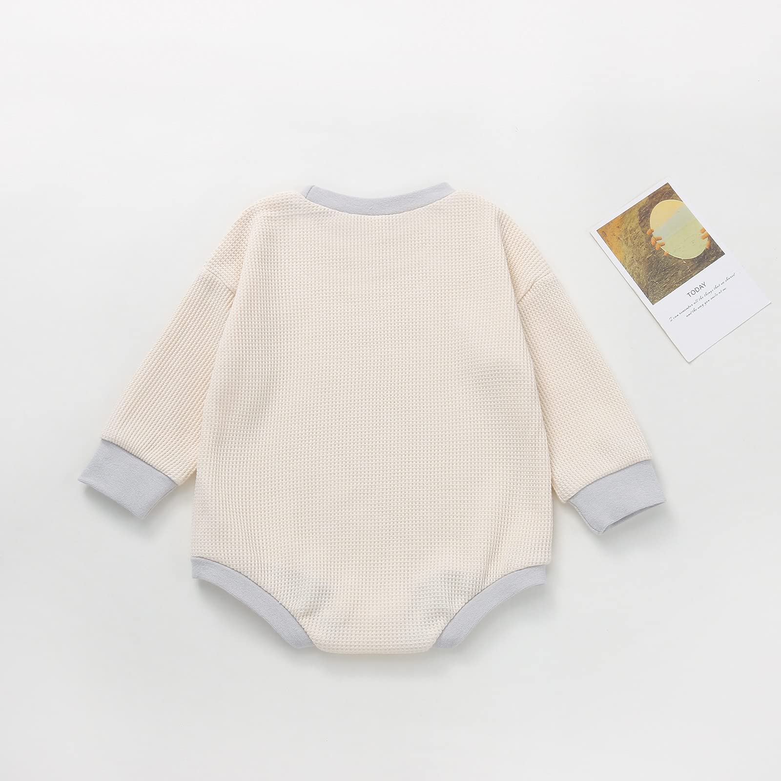 Douhoow Baby Romper - Soft Knit Waffle Bodysuit with Long Sleeves for Newborn Boys & Girls | Cozy Autumn & Fall Outfit | Perfect for Playdates, Family Photos & Seasonal Comfort