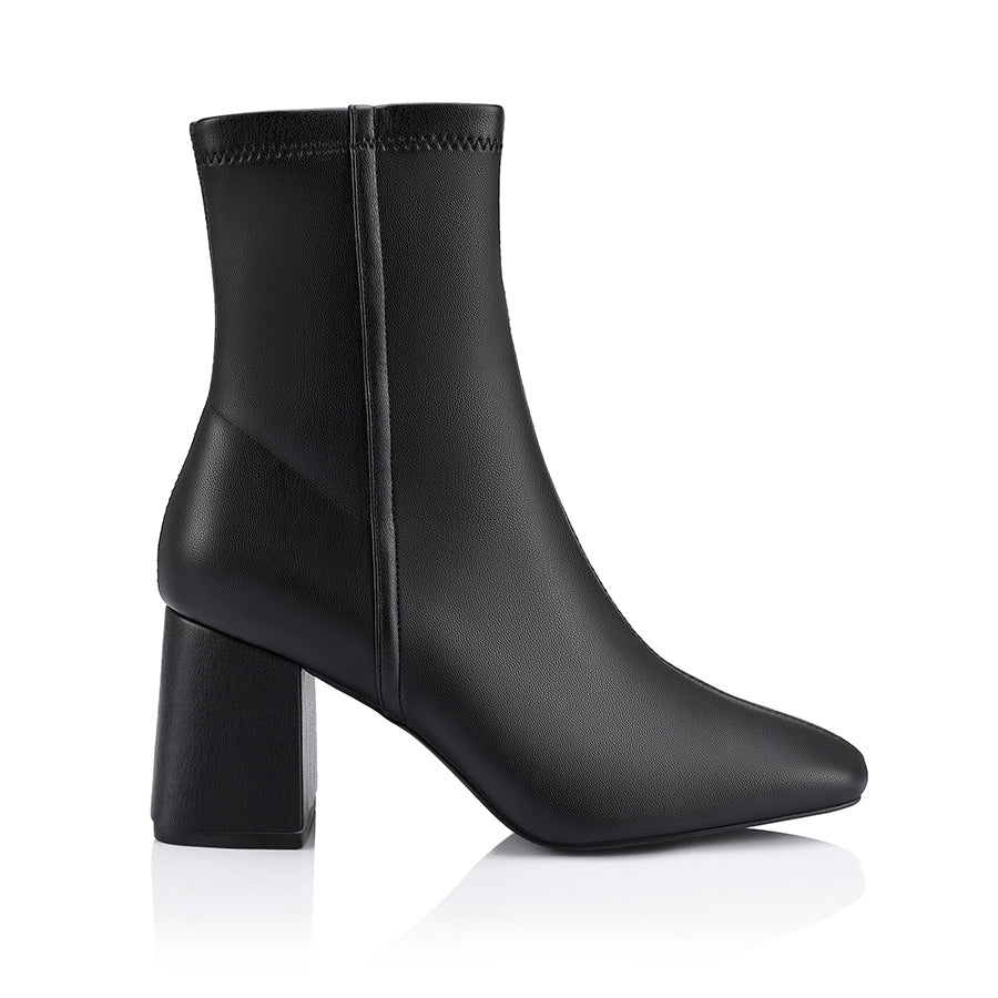 Lizzo Stretch Ankle Boots for Women - Comfortable Black Stretch Boots for Wide Calves | Perfect for Casual Outfits, Parties & Night Out