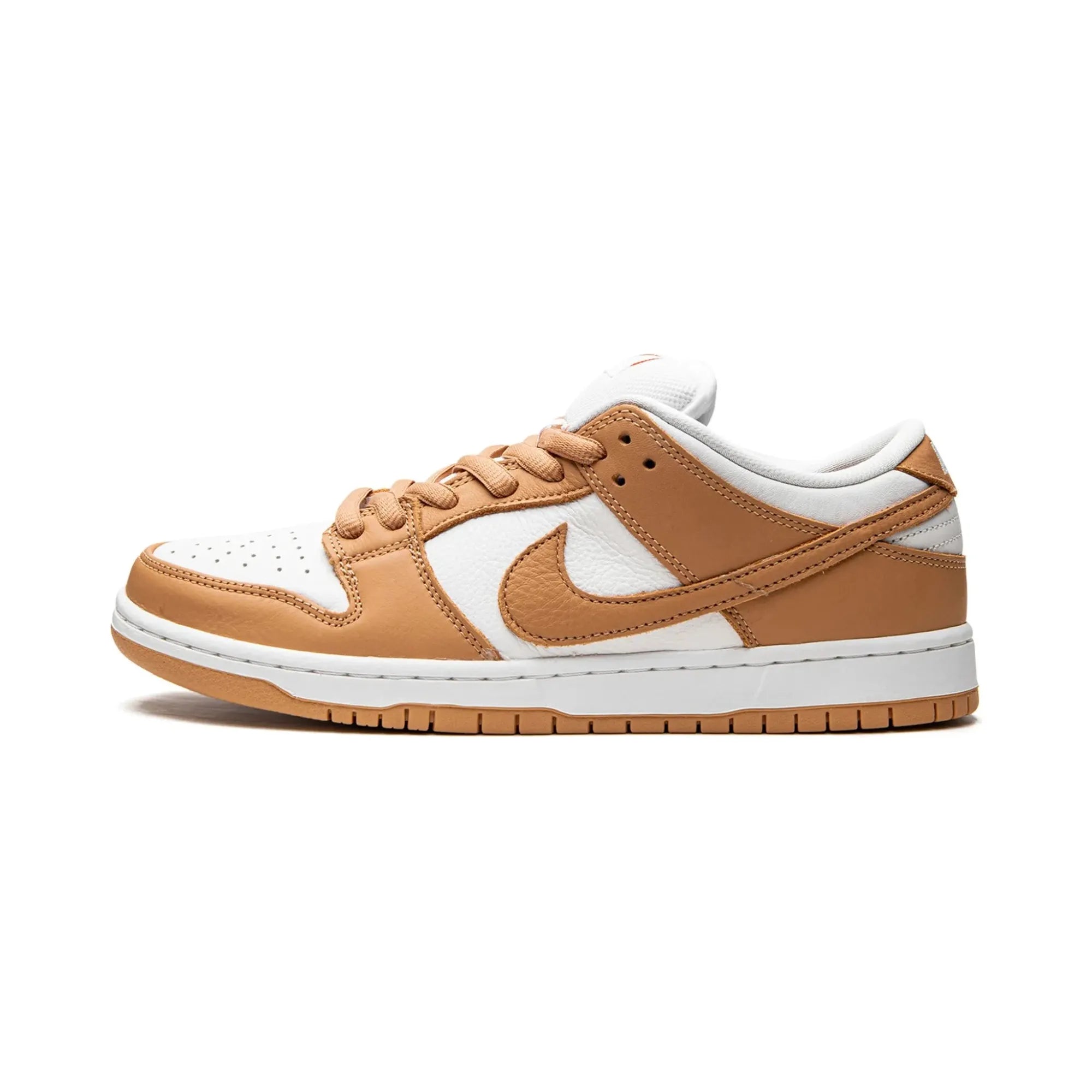 Nike SB Dunk Low Light Cognac Sneakers - Men's Casual Skateboarding Shoes for Streetwear & Urban Fashion