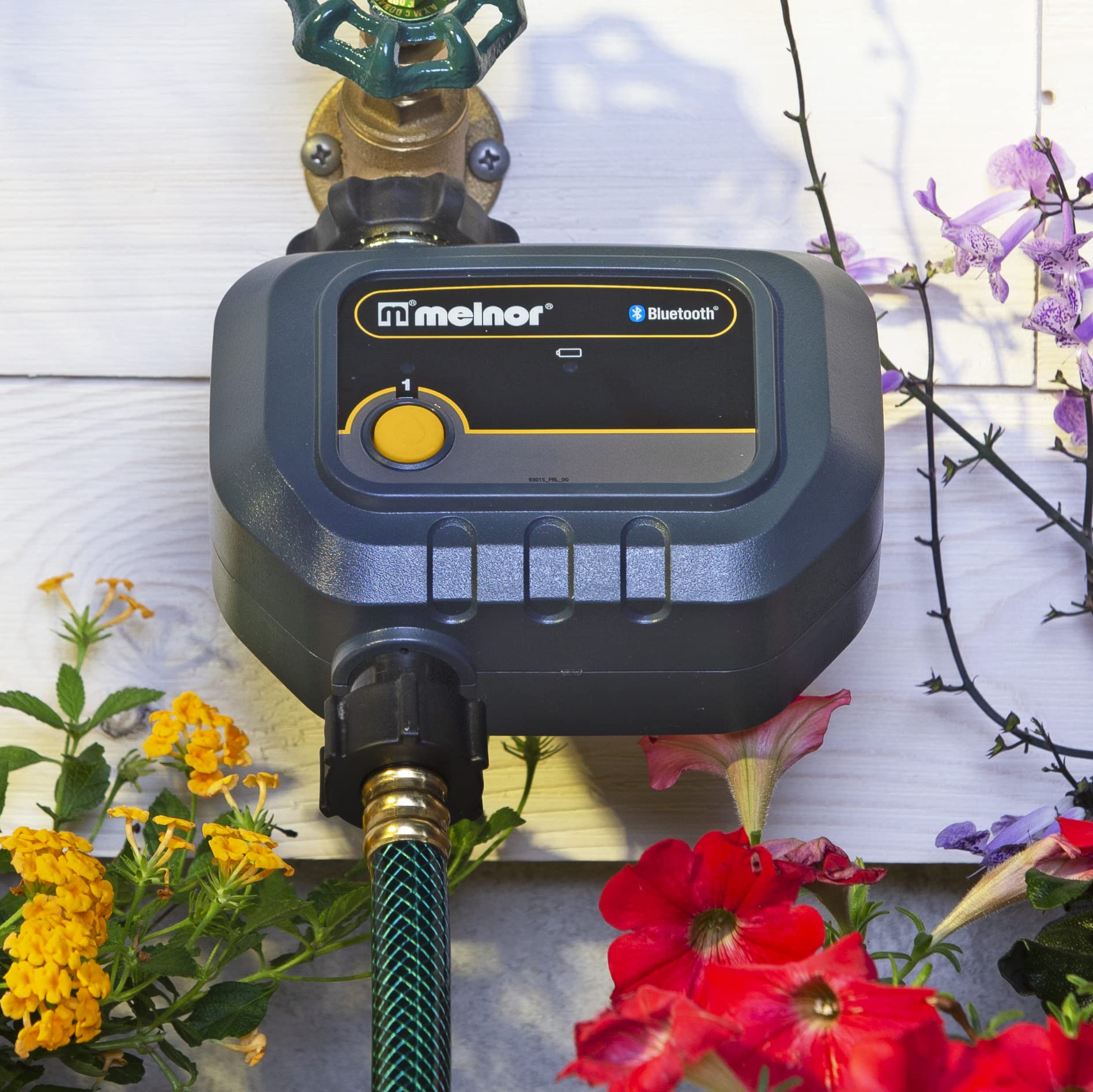 Melnor 65182AMZ Bluetooth Smart Hose Timer - 1-Zone Programmable Water Sprinkler Timer with Quick Connect for Garden, Lawn & Yard Irrigation System | Easy Wireless Control via Mobile App | Weather Resistant Black & Yellow Design