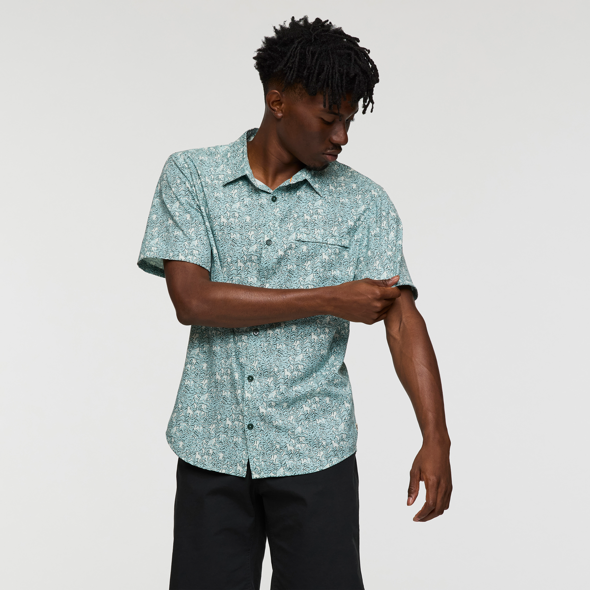 Cotopaxi Cambio Button Up Shirt for Men - Stylish Printed Casual Shirt for Outdoor Adventures & Everyday Wear