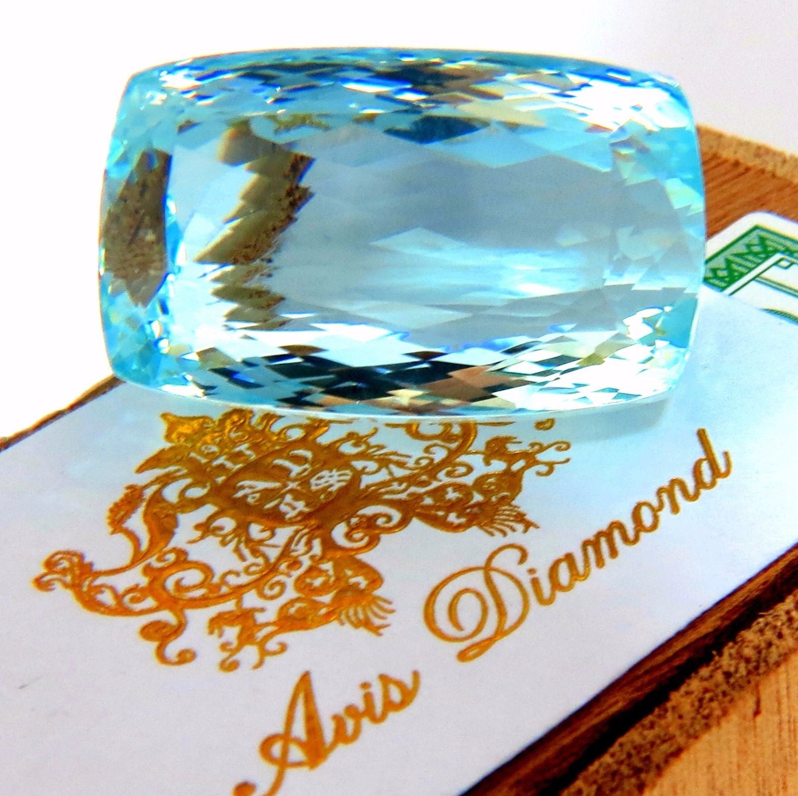 GIA Certified 157.55 Carat Natural Aqua Blue Cushion Cut Aquamarine Gemstone - Stunning Jewelry for Engagement Rings & Luxury Gifts