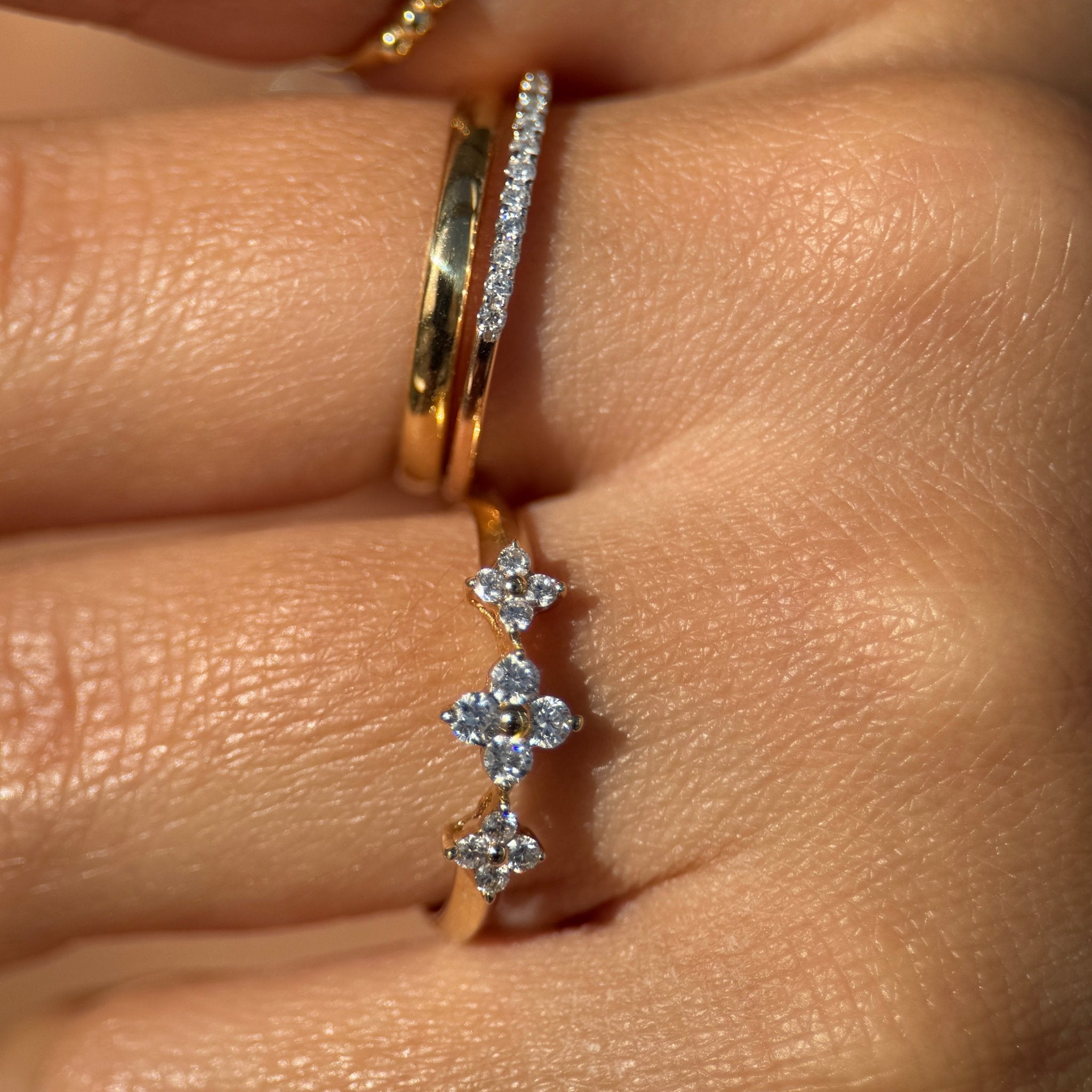 14k Yellow Gold Three Flower Diamond Ring for Women - Elegant Wedding, Engagement & Anniversary Jewelry Gift