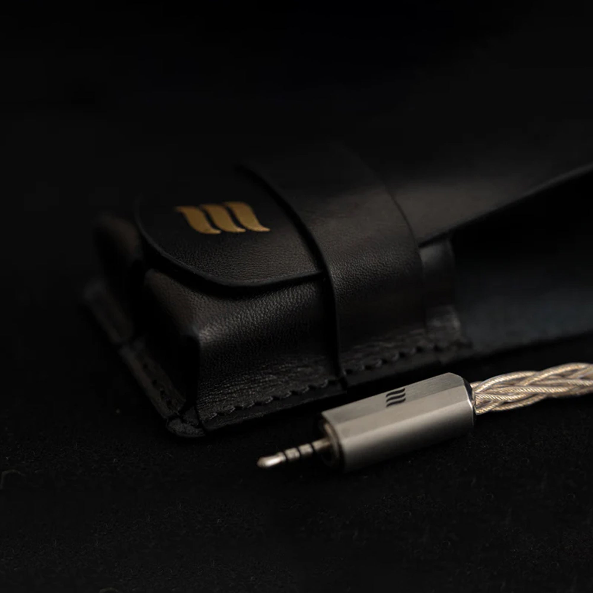 Effect Audio Centurion Pigtail Adapter - Premium 3.5mm to 6.35mm Audio Converter for Headphones & Studio Equipment - Perfect for DJ Mixers, Recording Studios & Audiophile Setups