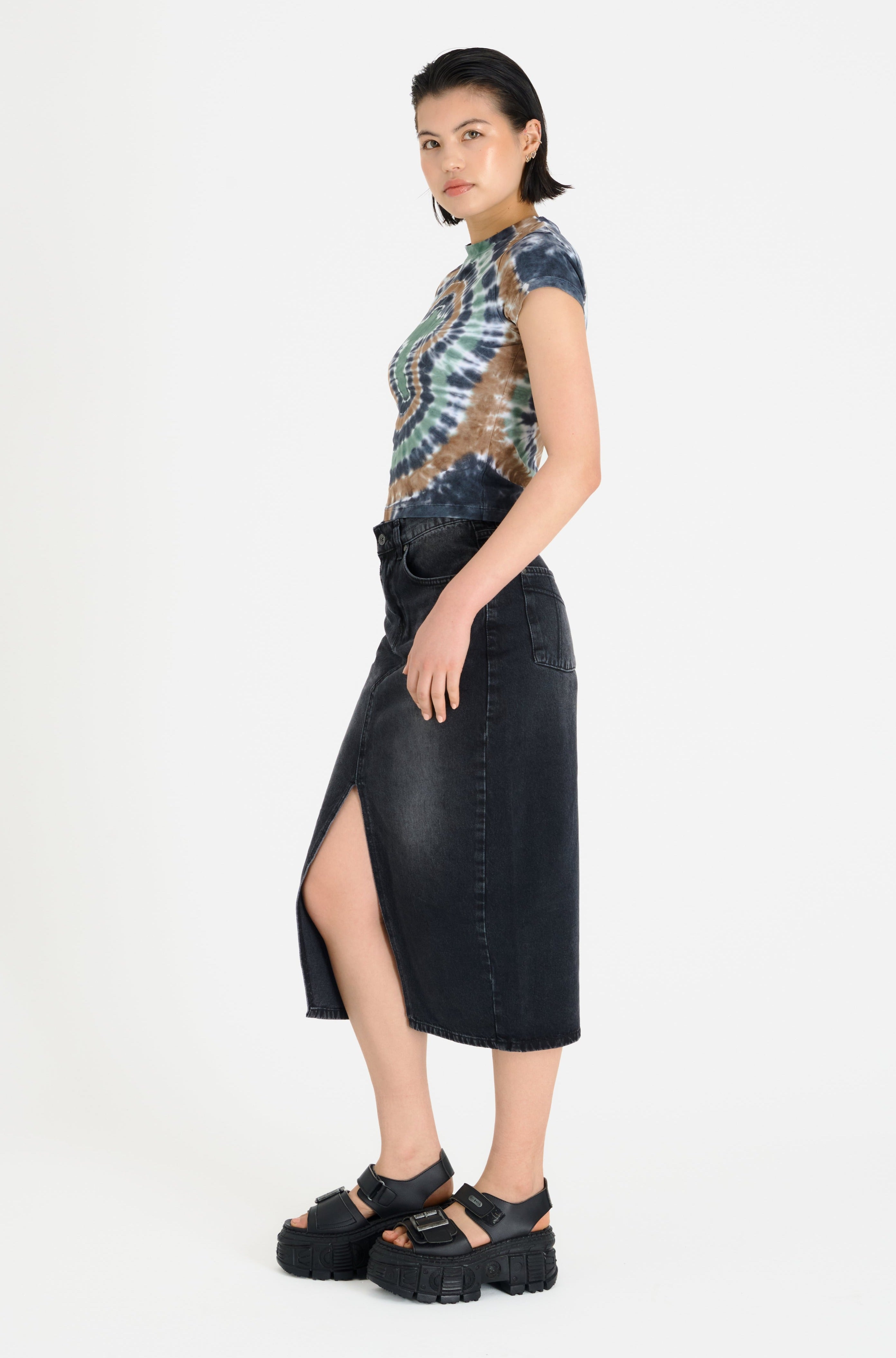 Washed Black Denim Midi Skirt for Women - Vintage High Waist A-Line Skirt - Casual & Office Wear - Perfect for Spring, Summer and Fall Outfits