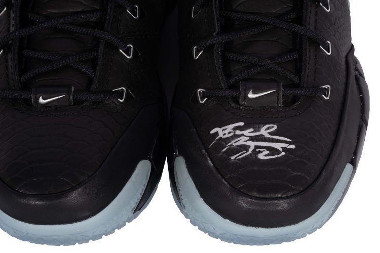 Kobe Bryant Lakers Signed Nike Zoom Kobe I Prelude Shoes - Limited Edition 81 PTS Panini Certified - Perfect for Collectors, Basketball Fans & Sports Memorabilia Enthusiasts