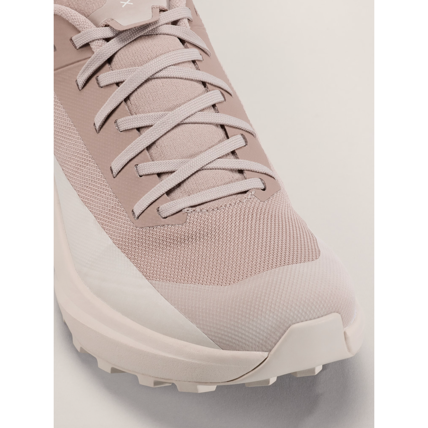 Arc'teryx Norvan LD 4 Women's Waterproof Hiking Shoes - Lightweight Trail Running Shoes for Outdoor Adventures & Mountain Climbing