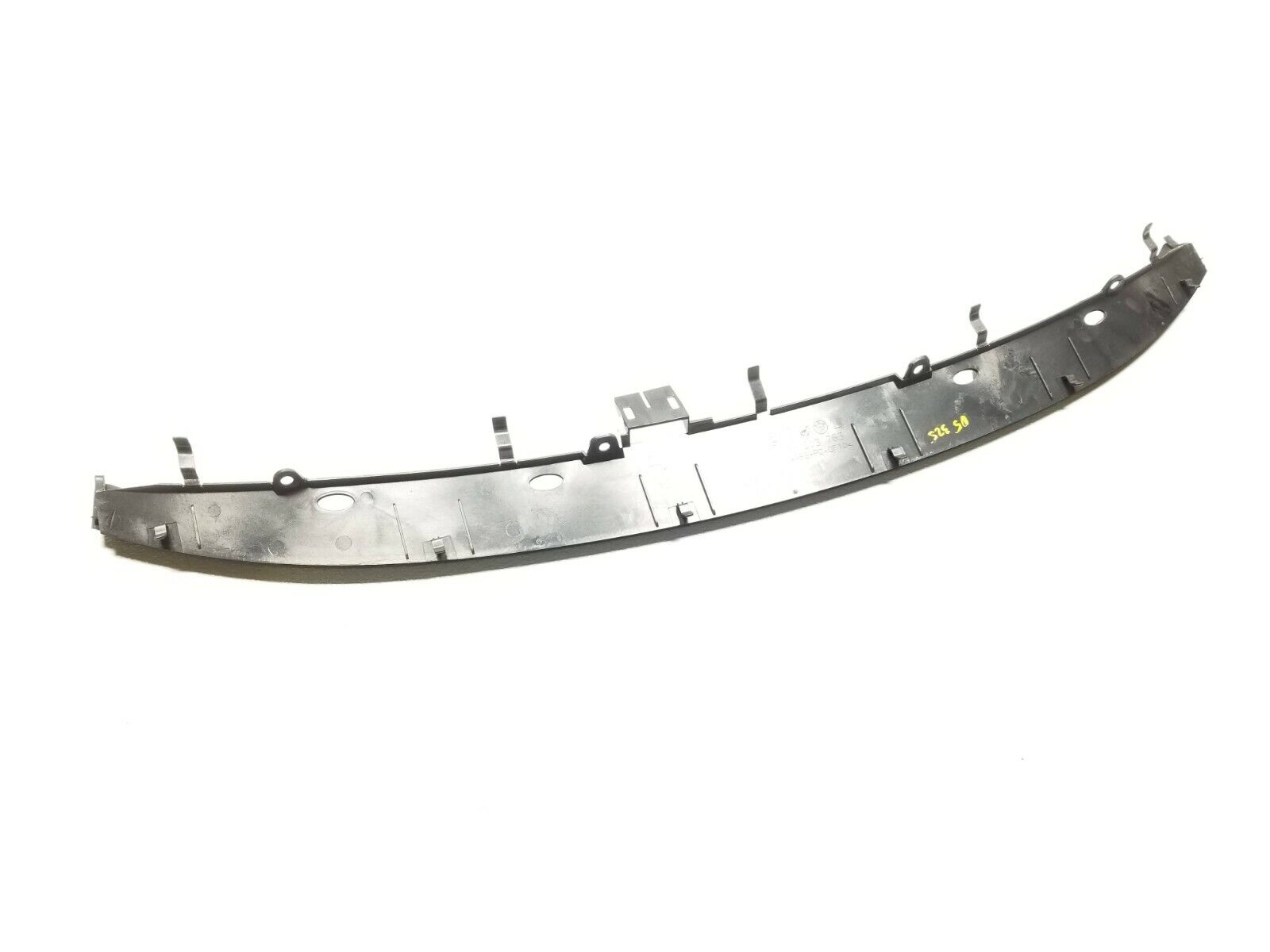 BMW E46 Sedan Rear Window Shelf Air Vent Grille OEM Replacement Part 01 02 03 04 05 - Perfect for Interior Ventilation & Climate Control System Upgrade