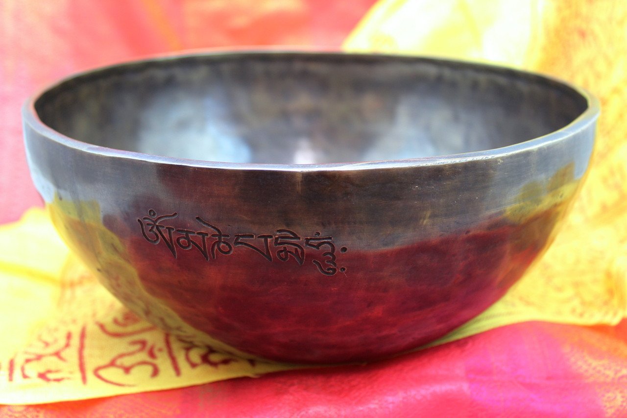 Healing Heart Chakra Singing Bowl - 360Hz Tibetan Meditation Bowl for Compassion & Emotional Balance | Perfect for Yoga, Sound Therapy & Spiritual Healing
