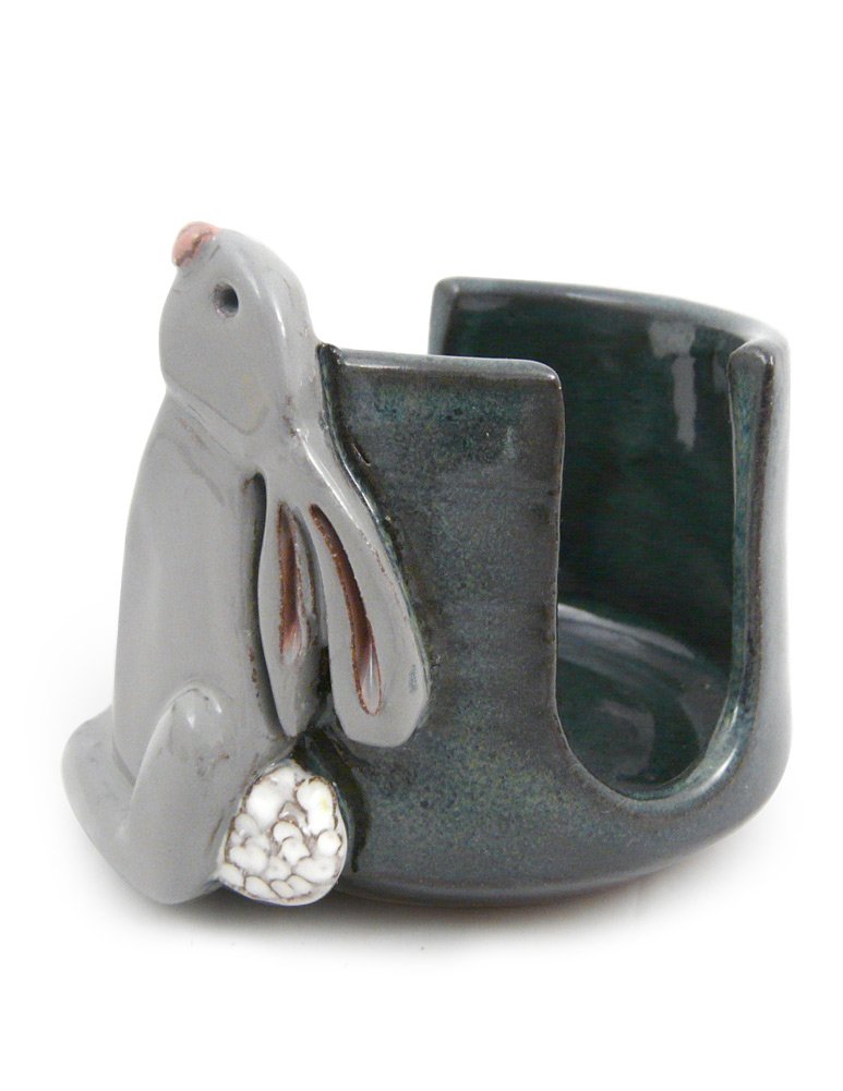 American Handmade Stoneware Sponge Holder with Bunny Motif - Perfect for Kitchen, Bathroom, or Farmhouse Decor