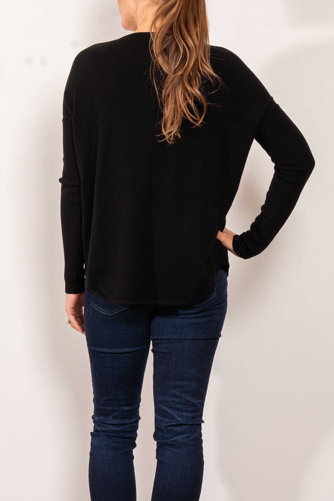 Bridge & Lord Curved Hem Crew Neck Sweater for Women - Soft Knit Pullover for Casual Wear & Office Outfits