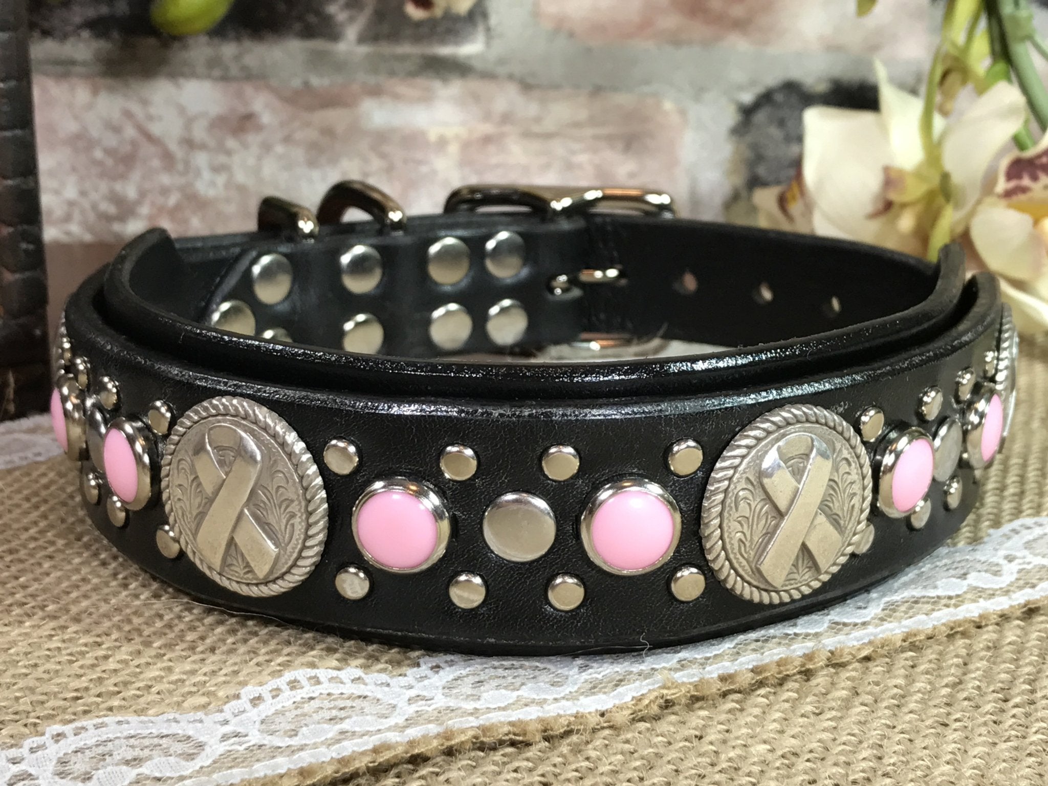Premium Leather Dog Collar with Adjustable Ribbon Design - Durable & Stylish Pet Collar for Small & Medium Dogs - Perfect for Walks, Training & Fashion Accessories