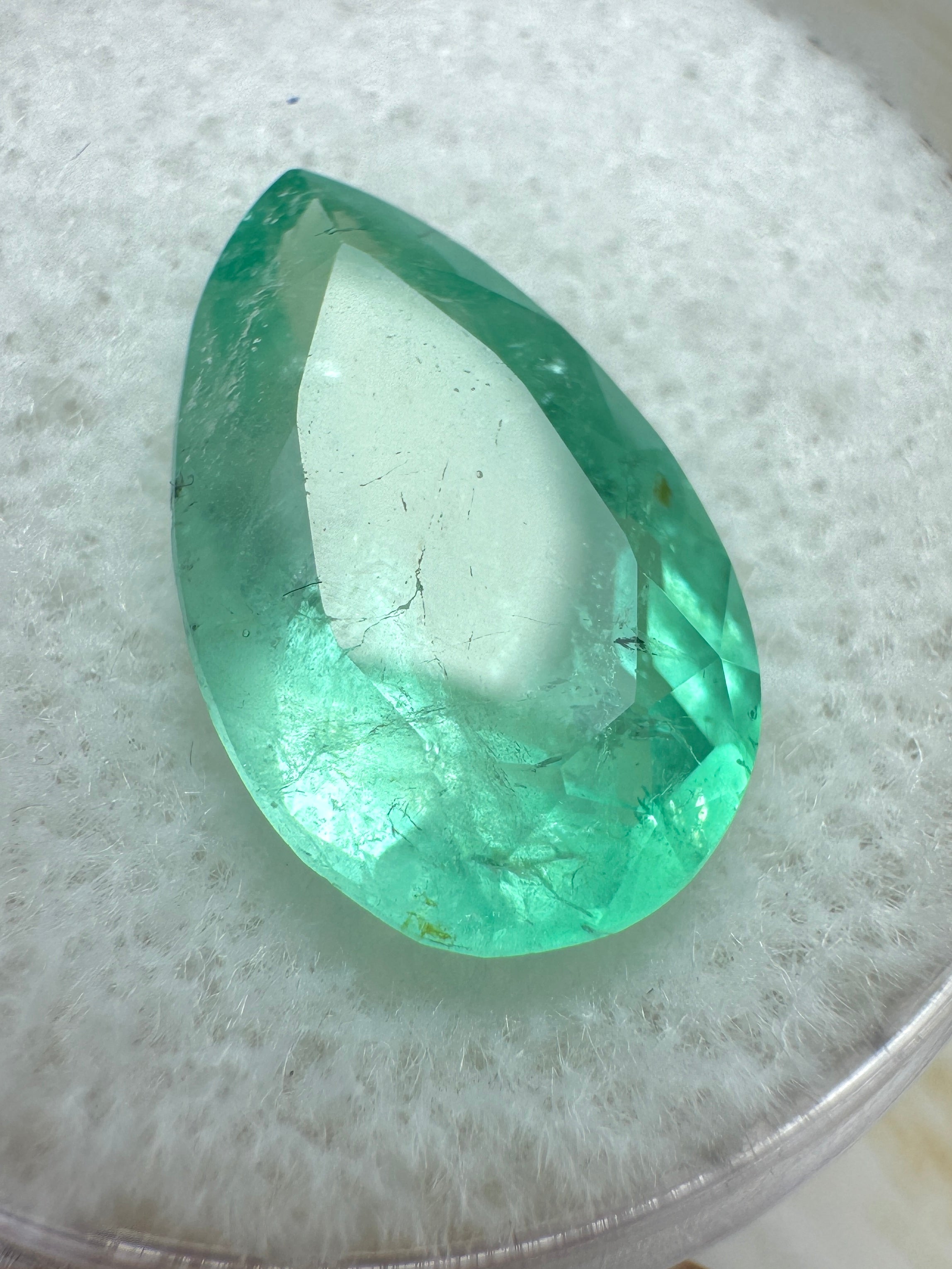 4.20 Carat Light Green Natural Loose Colombian Emerald Pear Cut Gemstone for Jewelry Making - Engagement Rings, Necklaces & Earrings