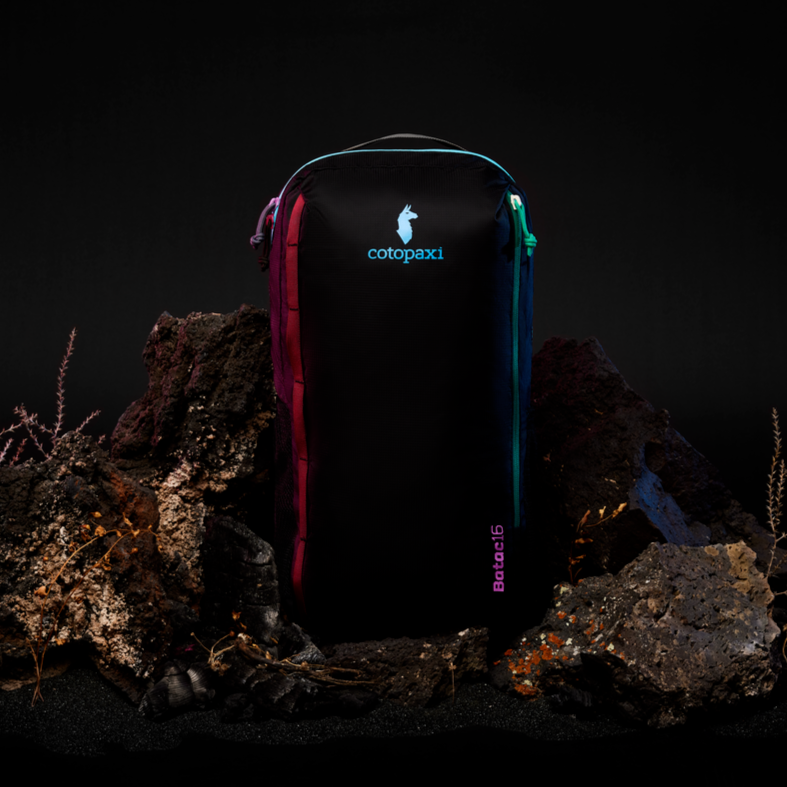 Cotopaxi Batac 16L Backpack - Del Dia Dark | Lightweight Daypack for Hiking, Travel & Commuting | Water-Resistant & Durable Everyday Carry Bag