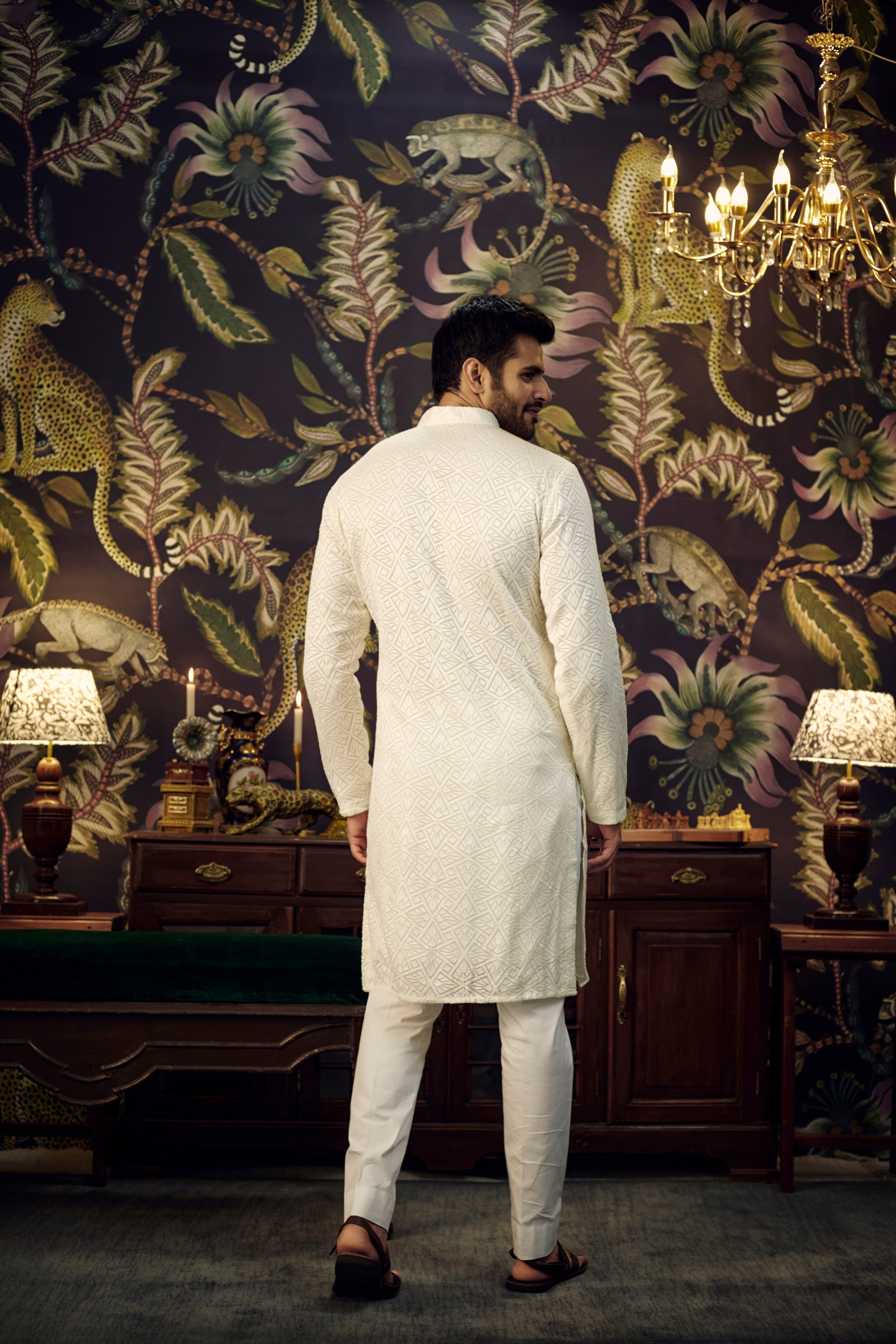 Elegant White Chikankari Kurta for Women - Traditional Indian Embroidered Tunic Top - Perfect for Festivals, Weddings & Ethnic Occasions