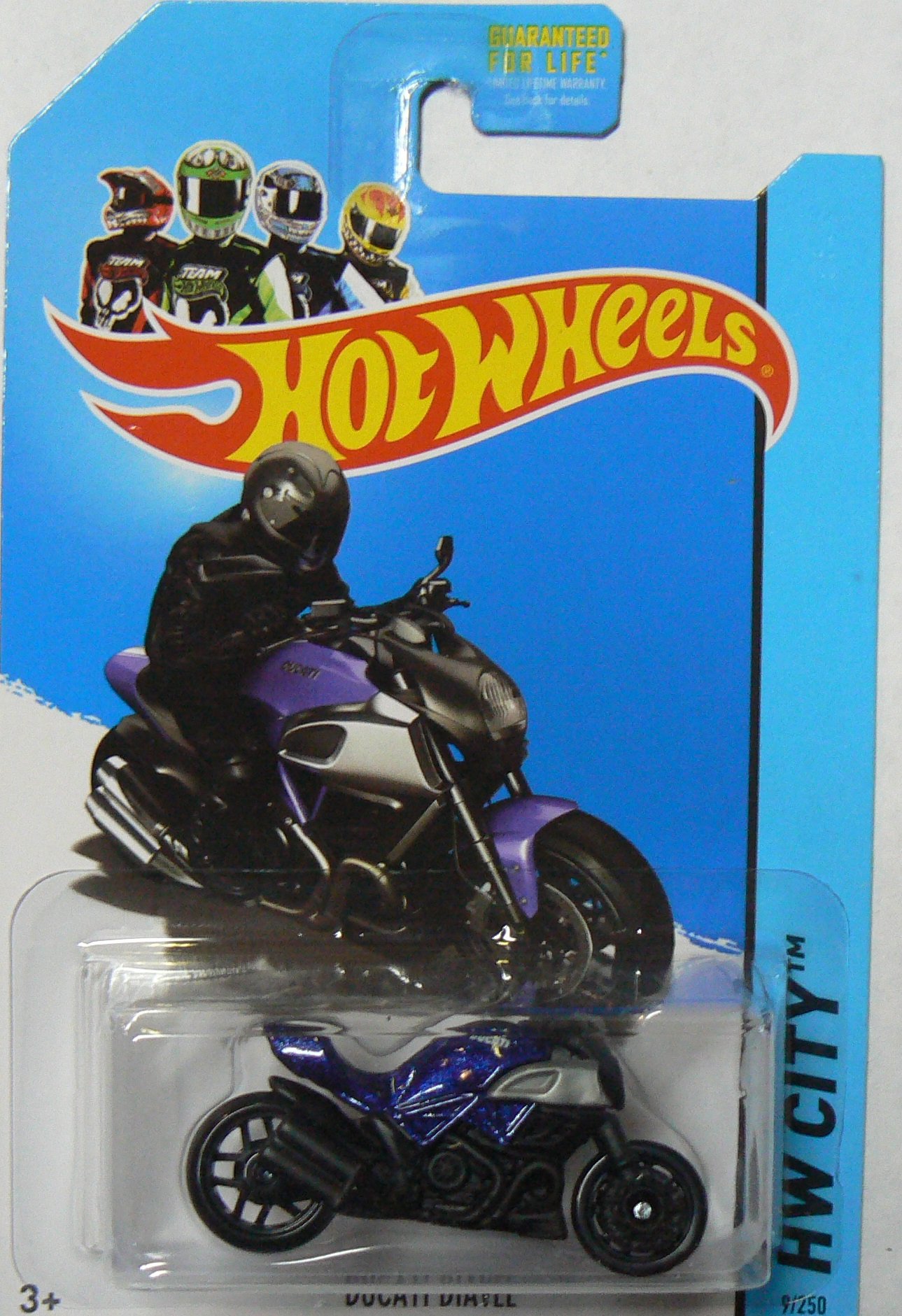 Hot Wheels HW City 9/250 Ducati Diavel Diecast Motorcycle Toy - Collectible 1:64 Scale Model Car for Kids & Adults - Perfect for Display, Gifts, and Racing Play Scenes