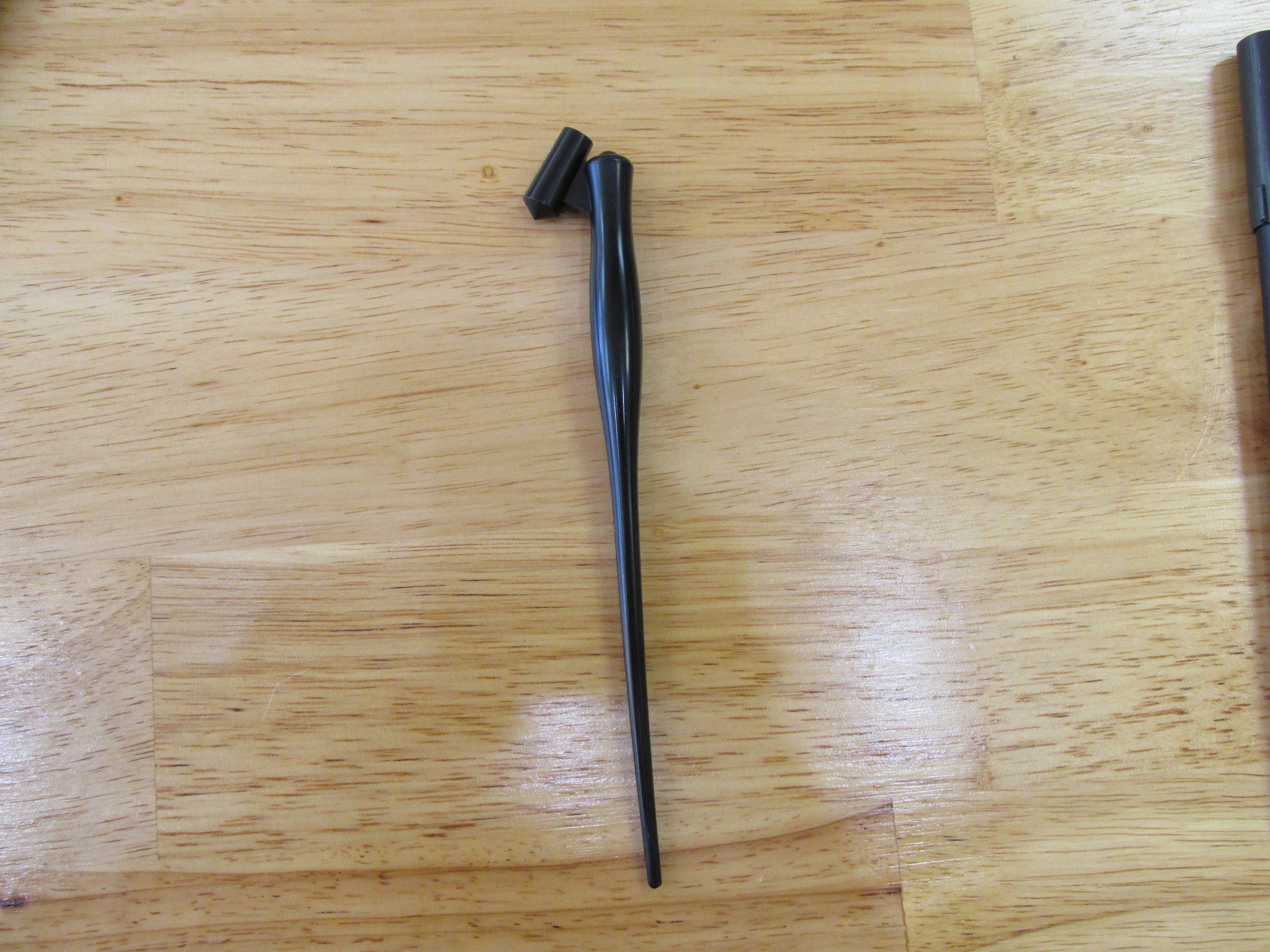 Speedball Black Oblique Pen Holder - Premium Calligraphy Pen Stand for Dip Pens & Nibs - Perfect for Hand Lettering, Wedding Invitations & Art Projects