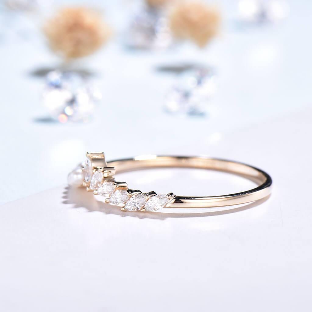Elegant Curved V-Shaped Diamond & Pearl Wedding Band Marquise Ring - Perfect for Romantic Proposals, Anniversaries, and Bridal Jewelry