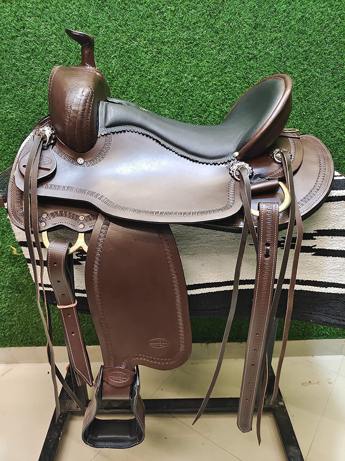 Lightweight Western Barrel Racing Saddle with Fiberglass Tree - Black Chocolate Double D (15.5 Inches) | Durable & Comfortable for Competitive Rodeo & Trail Riding