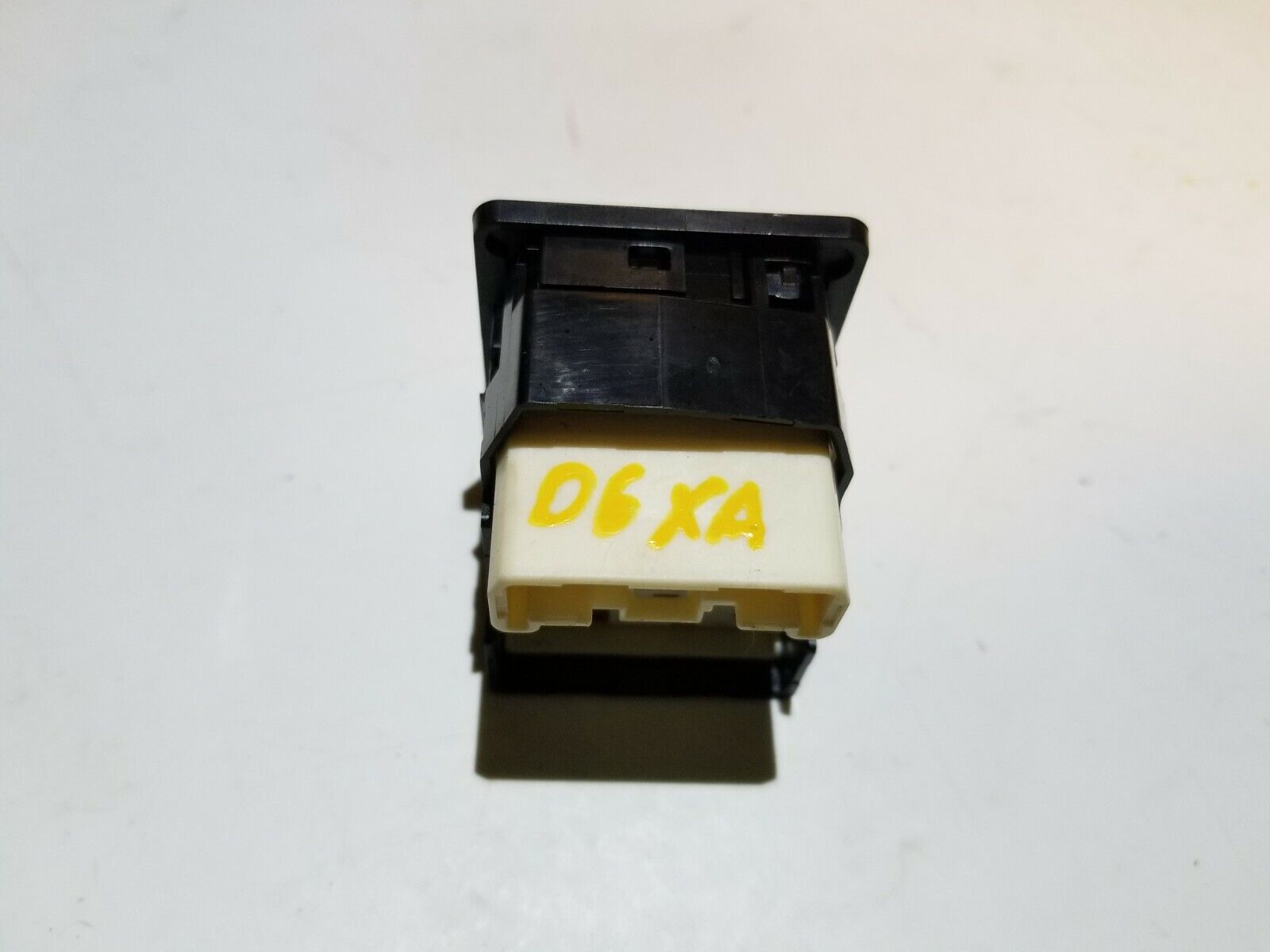 04 05 06 Scion XA Power Mirror Control Switch OEM Replacement - Perfect for DIY Car Repairs & Mirror Adjustments