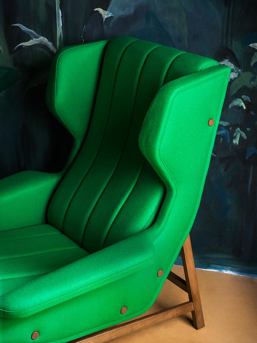 Tacchini Giulia Armchair - Modern Mid-Century Lounge Chair for Living Room, Office & Reading Nook - Premium Upholstered Accent Chair with Wooden Legs