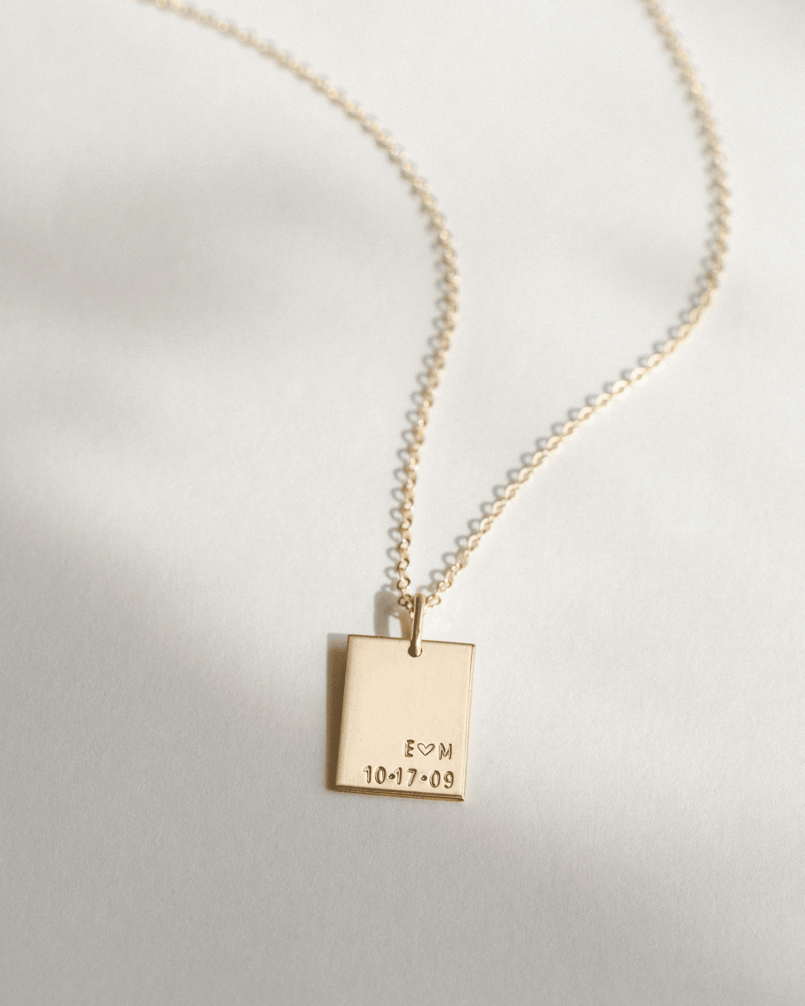 Personalized Marseille Necklace for Women - Custom Name Initial Pendant Jewelry Gift for Her - Perfect for Birthdays, Anniversaries & Special Occasions