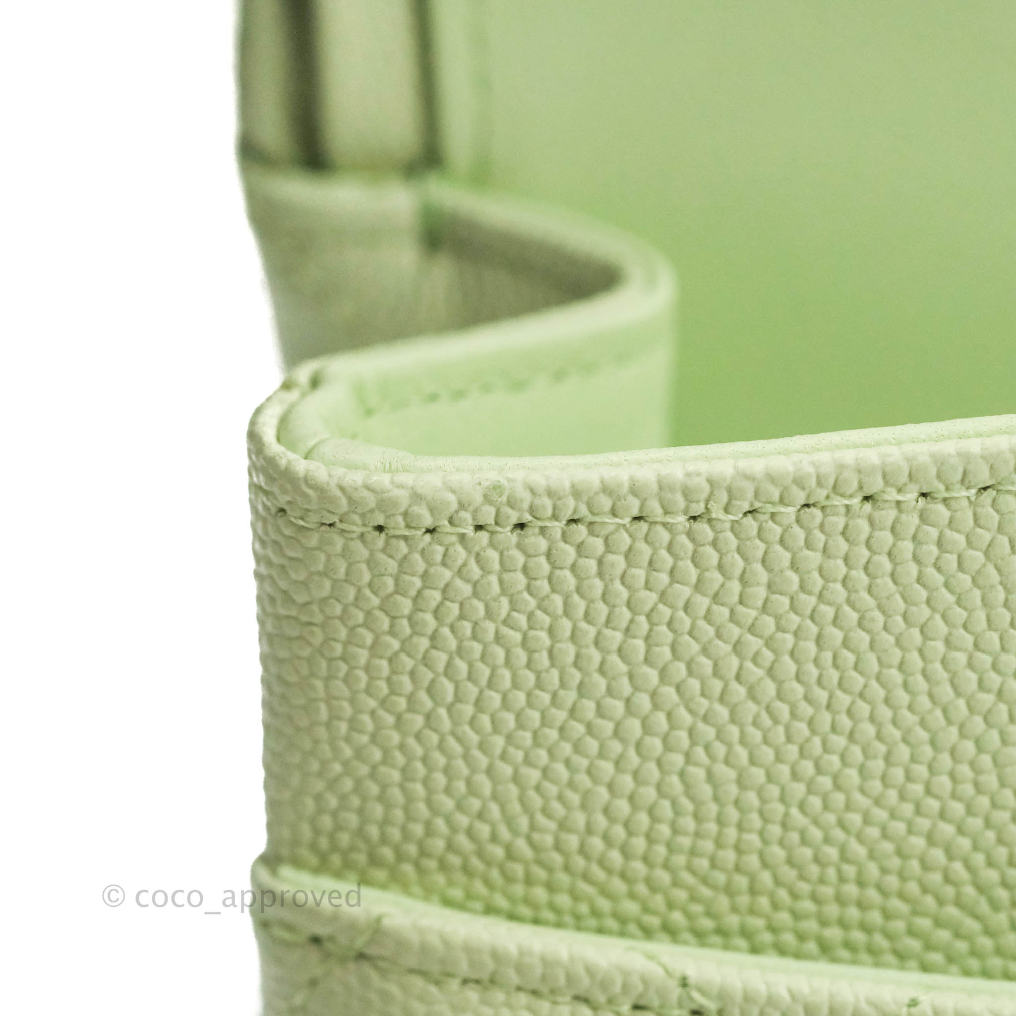 Chanel Classic M/L Medium Flap Bag in Quilted Avocado Green Caviar Leather with Gold Hardware - Luxury Handbag for Women, Perfect for Parties, Work & Everyday Use