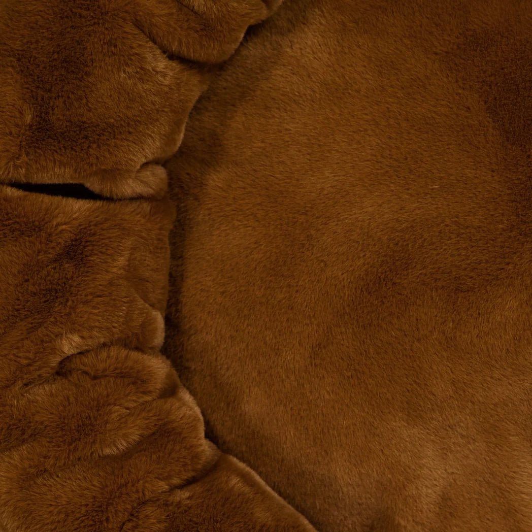 Luxury Plush Fur Dog Bed for Small & Medium Breeds - Soft & Cozy Nutmeg Brown - Perfect for Crates, Living Rooms & Bedrooms