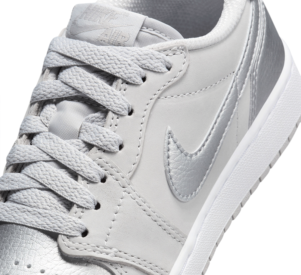 Air Jordan 1 Low OG (GS) - Retro Basketball Shoes for Women & Kids - Perfect for Casual Wear, Street Style & Sneaker Collection