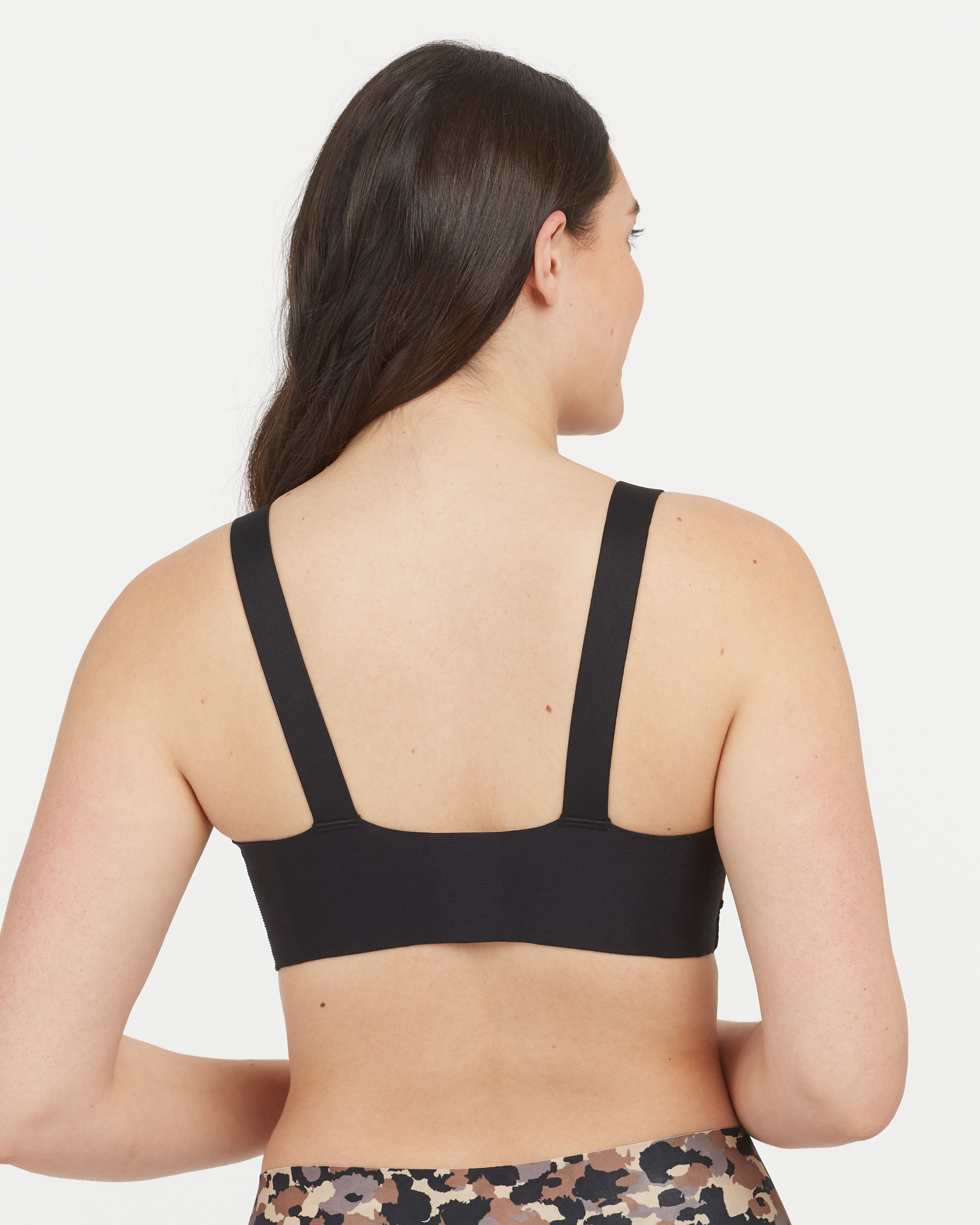 SPANX Smooth Comfort Unlined Bralette - Wireless Seamless Bra for Everyday Wear & Lounge - Perfect for Yoga, Work from Home & Relaxation