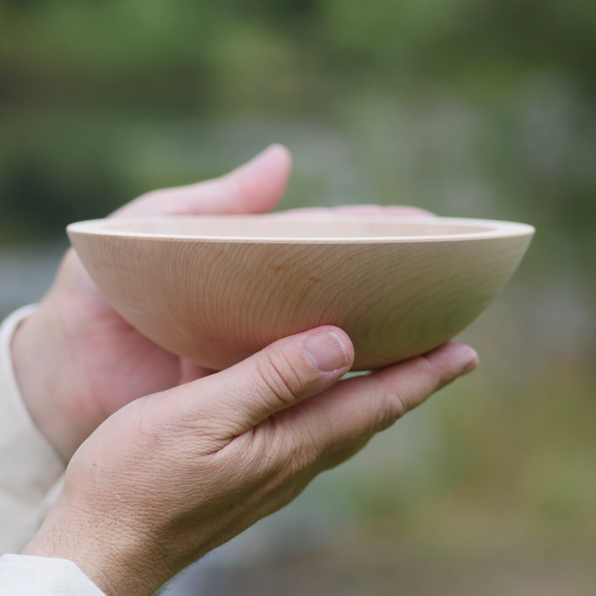 Premium Handcrafted Wooden Bowl WB898 - Natural, Durable & Eco-Friendly Kitchenware for Salad, Soup, and Fruit Serving - Perfect for Dining, Entertaining & Home Decor