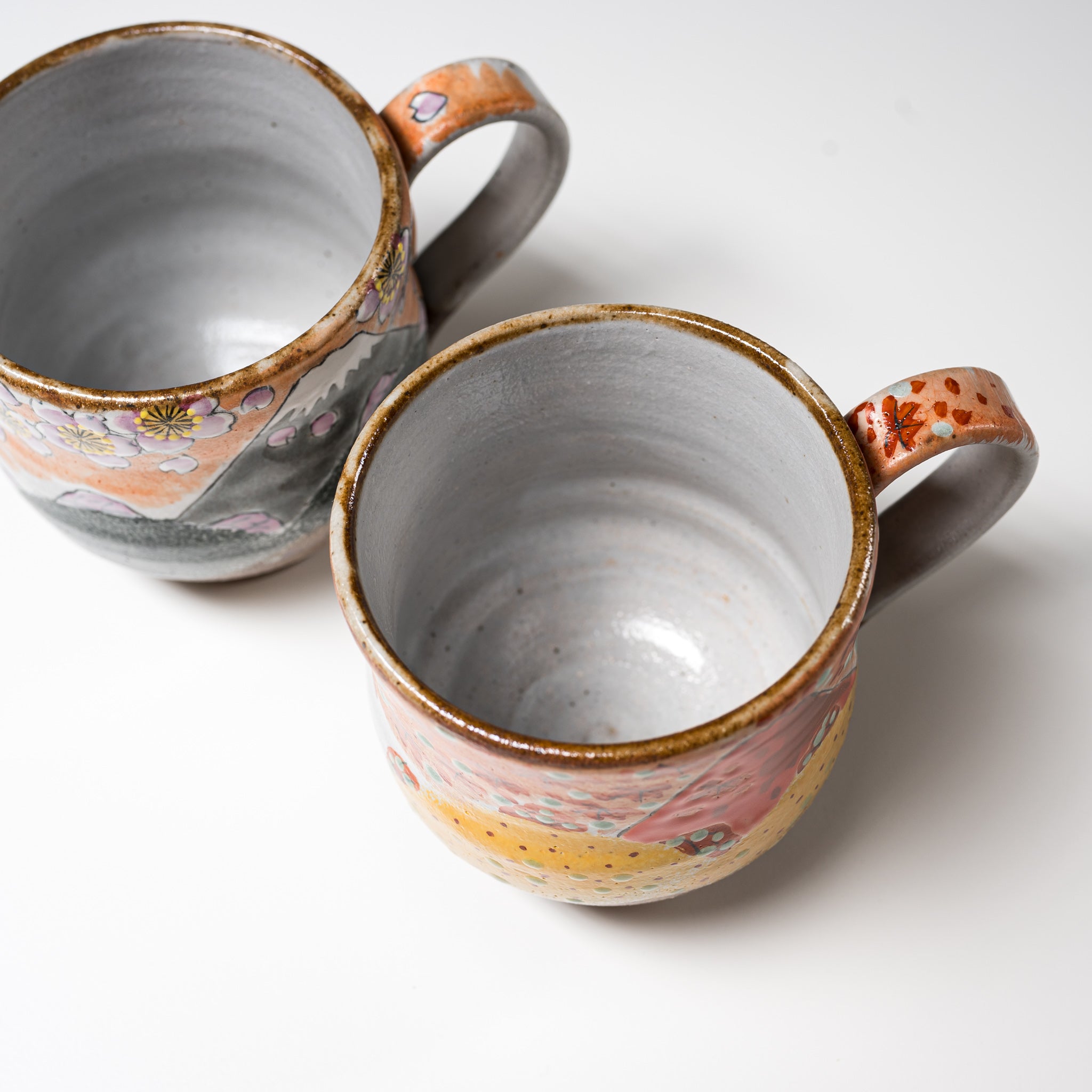 Kutani Ware Pair Mug Cup with Mt Fuji Design - Traditional Japanese Ceramic Tea Cups for Coffee, Tea, or Hot Chocolate - Perfect for Couples, Gift Giving, and Home Decor