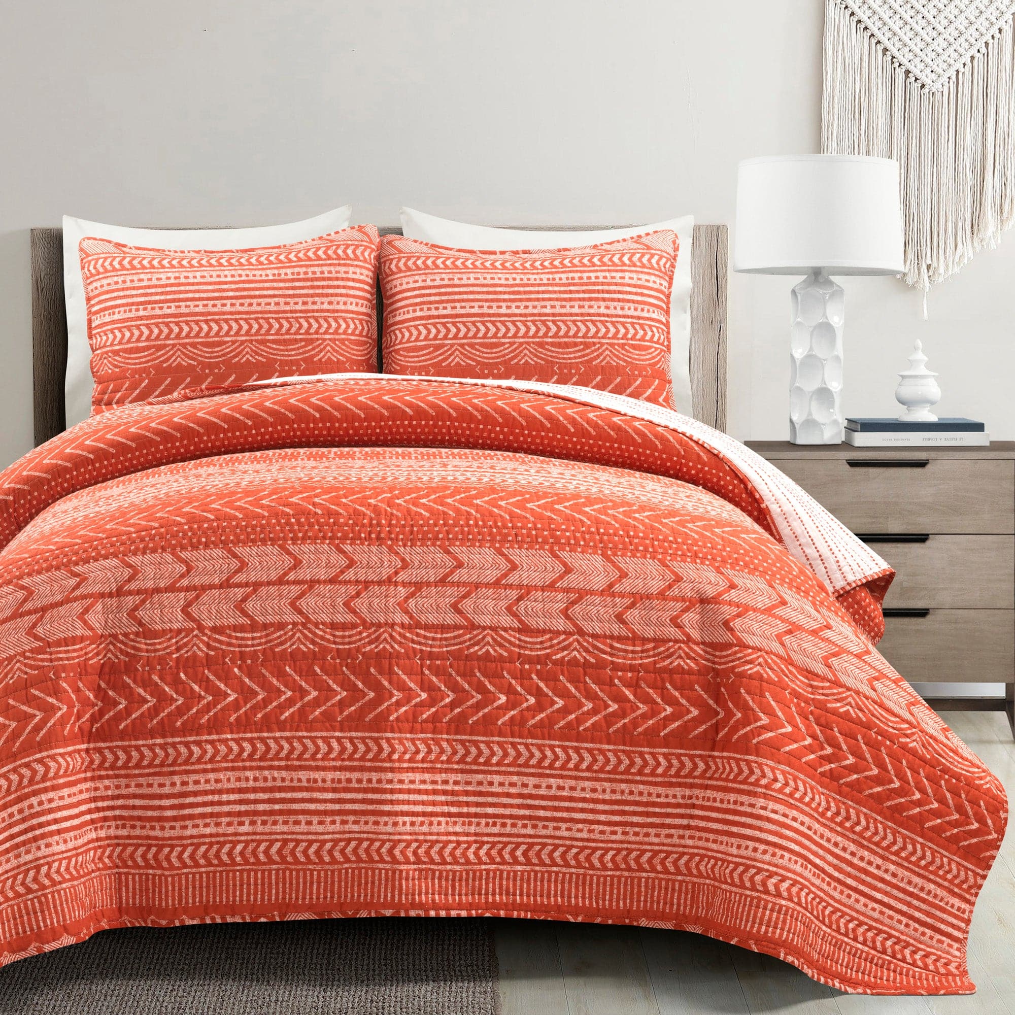 Hygge Geo Quilt 3 Piece Set - Soft Geometric Pattern Bedding for Cozy Bedroom Decor | Perfect for Master Bedroom, Guest Room & Dorm