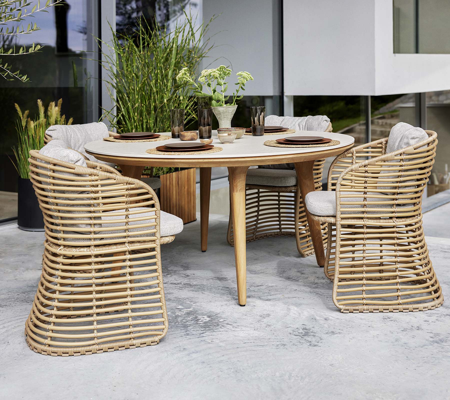 Outdoor Wicker Dining Chairs Set of 2 - Patio Furniture for Garden, Poolside, and Backyard - Weather-Resistant Rattan Chairs with Cushions