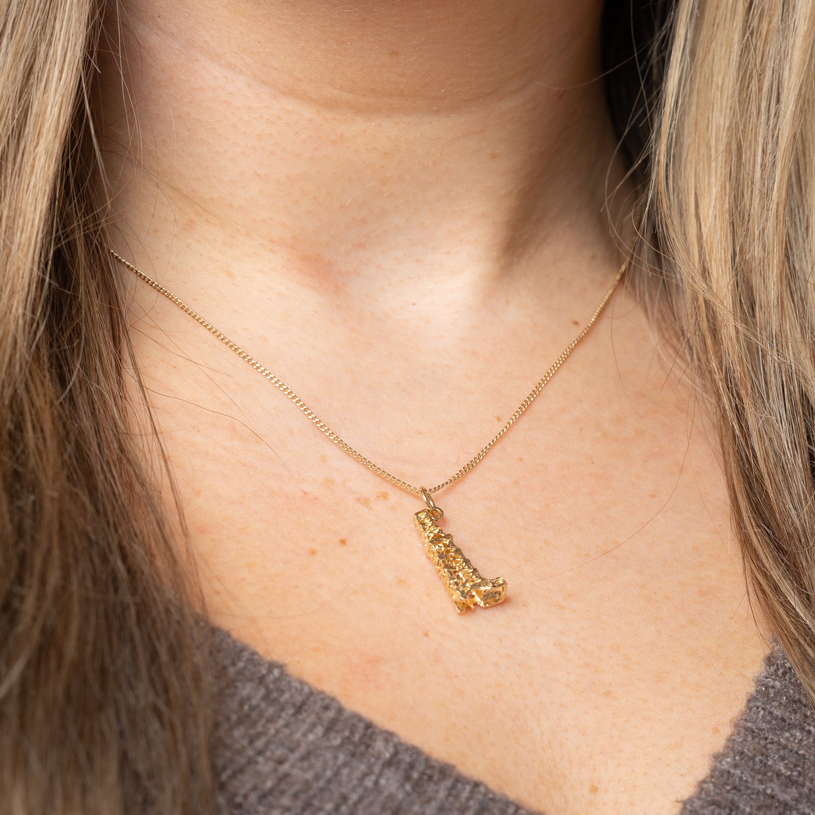 10K Yellow Gold Tower Charm Pendant for Necklace - Elegant Jewelry Gift for Women, Perfect for Everyday Wear, Special Occasions & Travel Accessories