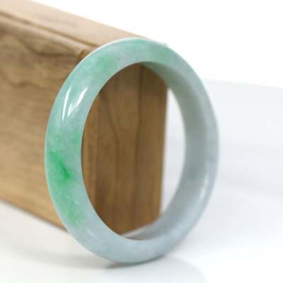 The Timeless Elegance of Baikalla Classic Bangle