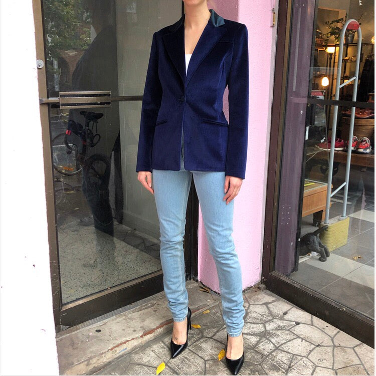 Altuzzara Acacia Navy Velvet Tuxedo Blazer Jacket for Women - Elegant Formal Wear for Weddings, Parties & Business Events