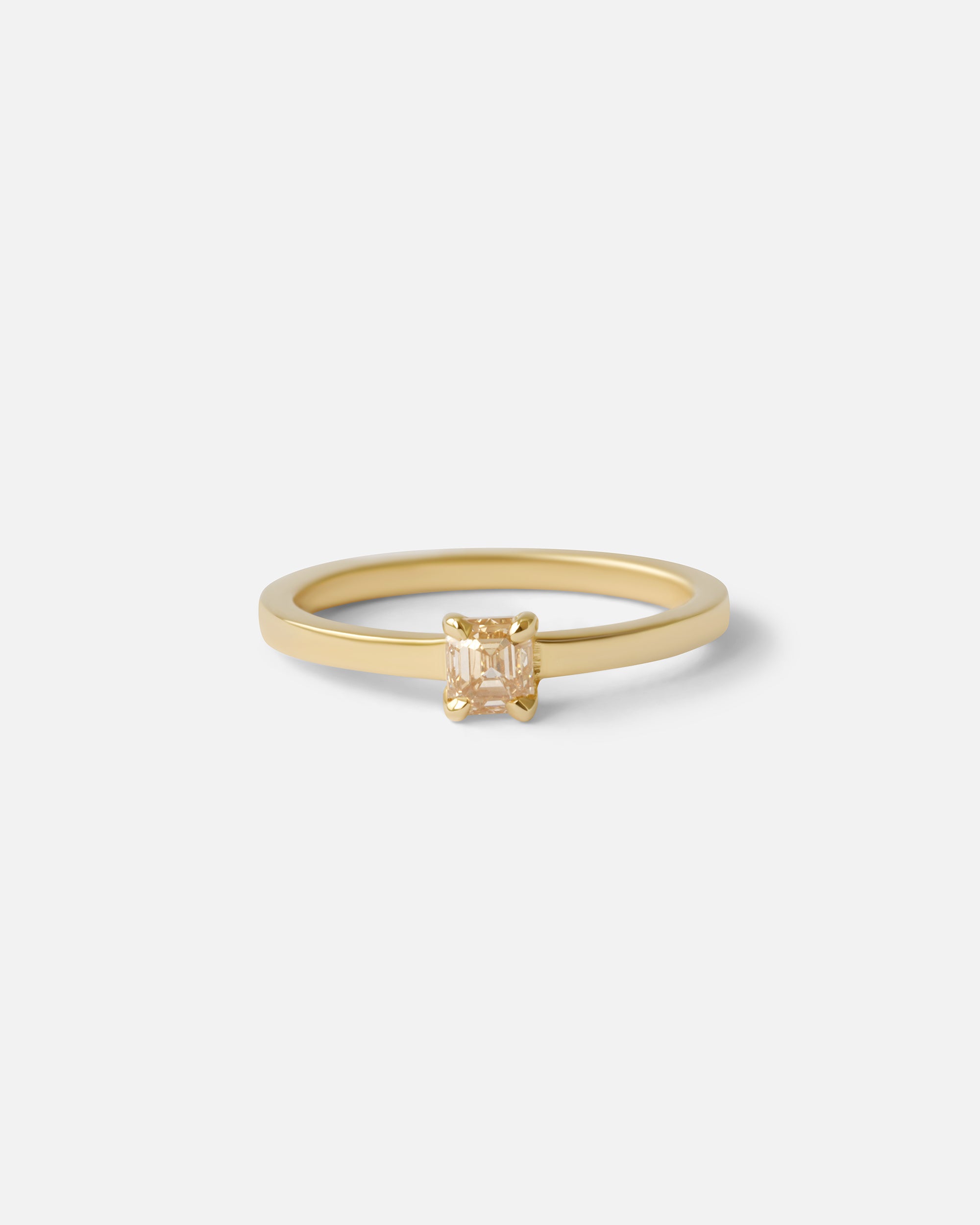 Solitaire Diamond Ring - Square Cut Engagement Ring for Women - Perfect for Proposals, Anniversaries & Special Occasions