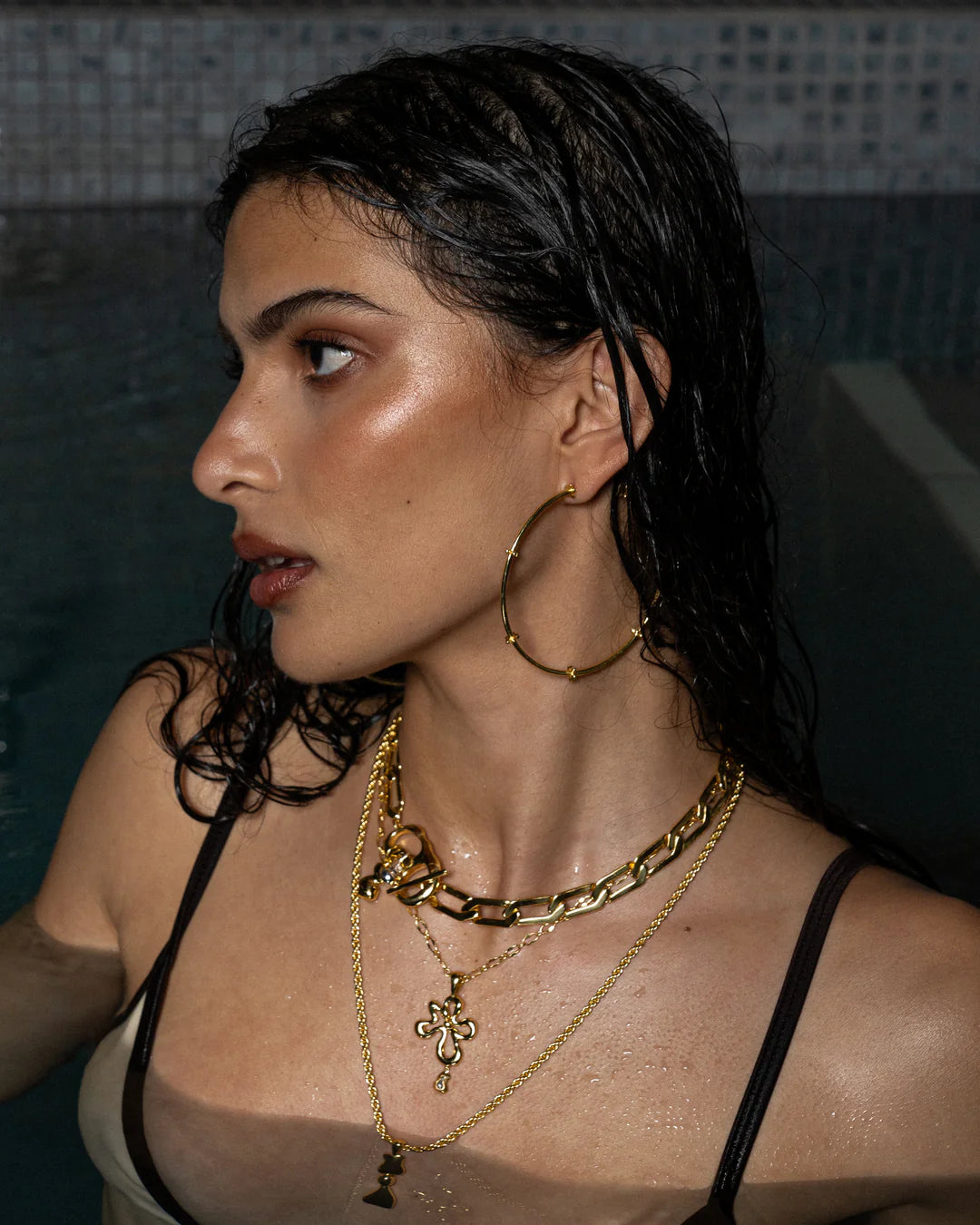 Faye Gold Earrings for Women - Elegant Dangle Hoop Earrings for Everyday Wear & Special Occasions