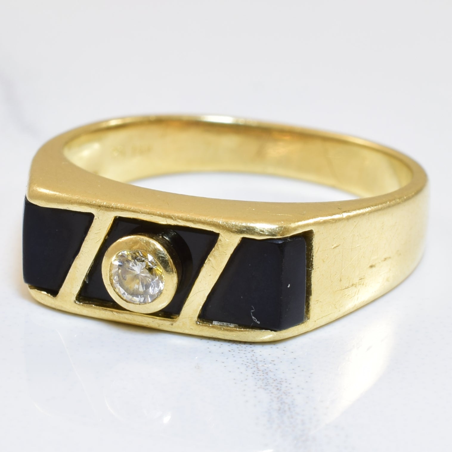 1.86ct Onyx & Diamond Ring for Women - 0.10ct Diamond Accents - Size 7.75 - Elegant Black Gemstone Jewelry for Evening Wear & Special Occasions