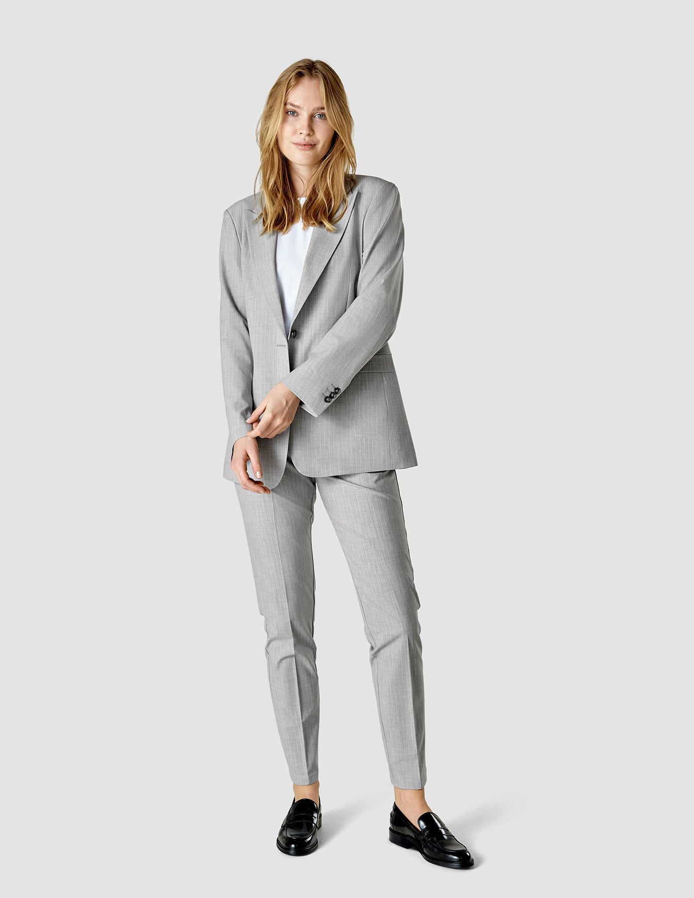 Essential Suit Tapered Light Grey Pinstriped - Premium Slim Fit Business Suit for Men | Perfect for Office, Interviews & Formal Events