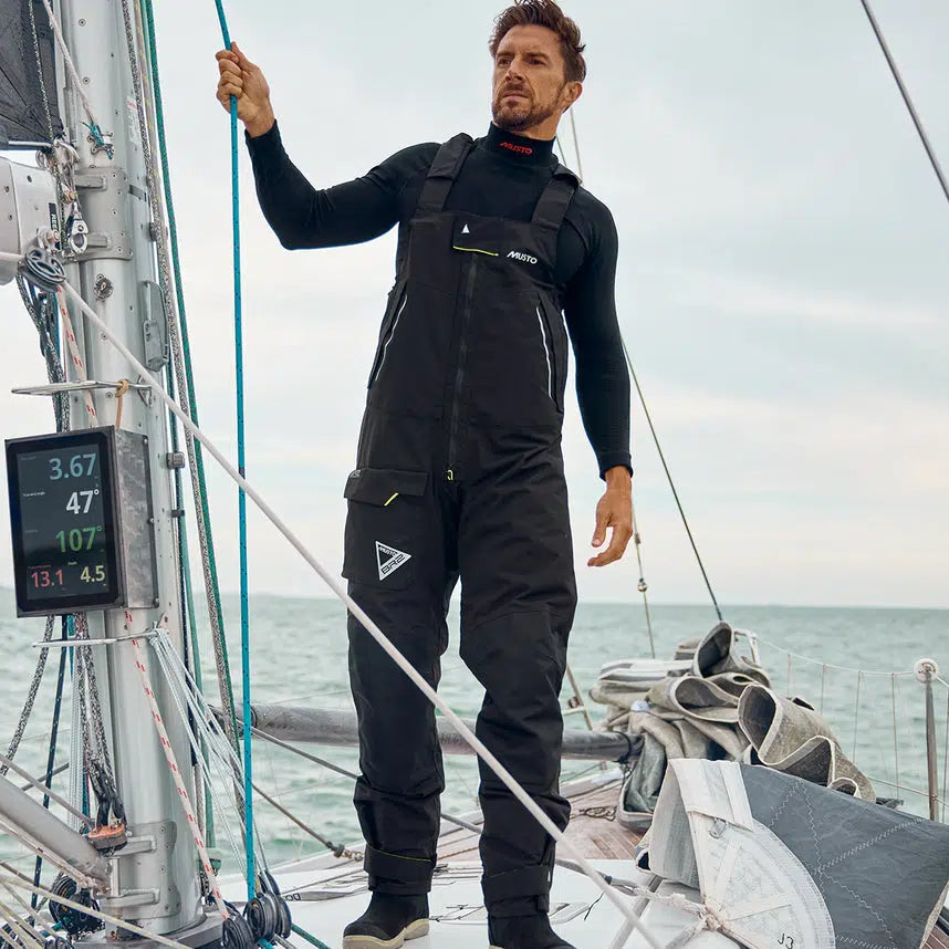 Musto Men's BR2 Offshore Trousers 2.0 - Waterproof Sailing Pants for Men - Heavy Duty Yacht Trousers with Reinforced Knees - Ideal for Offshore Racing & Cruising