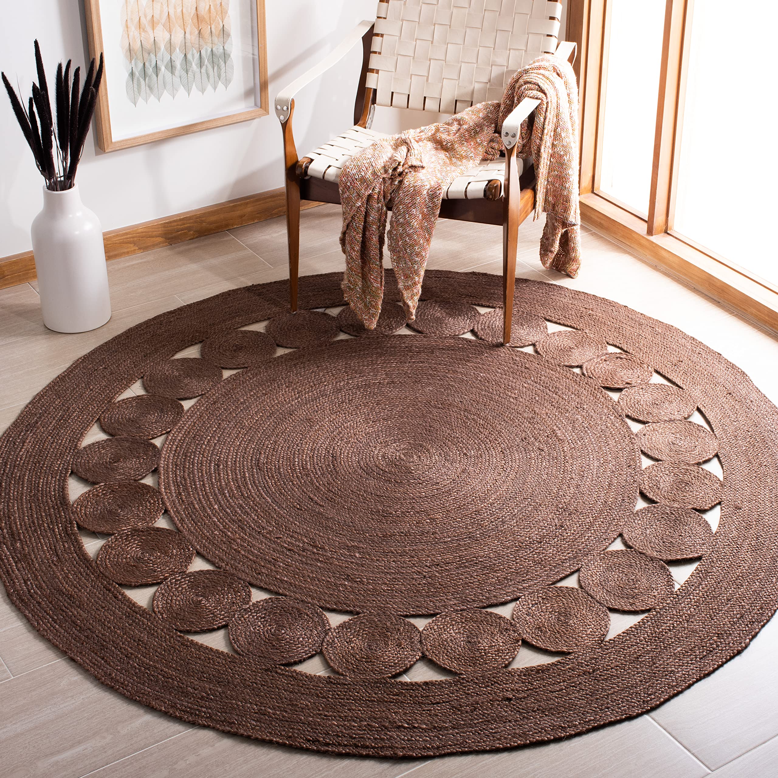 SAFAVIEH Natural Fiber Round Collection 7' Round Brown NF364T Handmade Boho Charm Farmhouse Jute Area Rug - Perfect for Living Room, Bedroom & Boho Decor