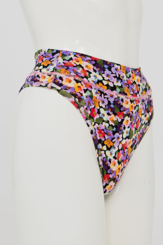 La Thong, Frolic, Bamboo - Premium Comfort Underwear for Women | Soft & Breathable Bamboo Fabric | Perfect for Yoga, Lounge & Everyday Wear
