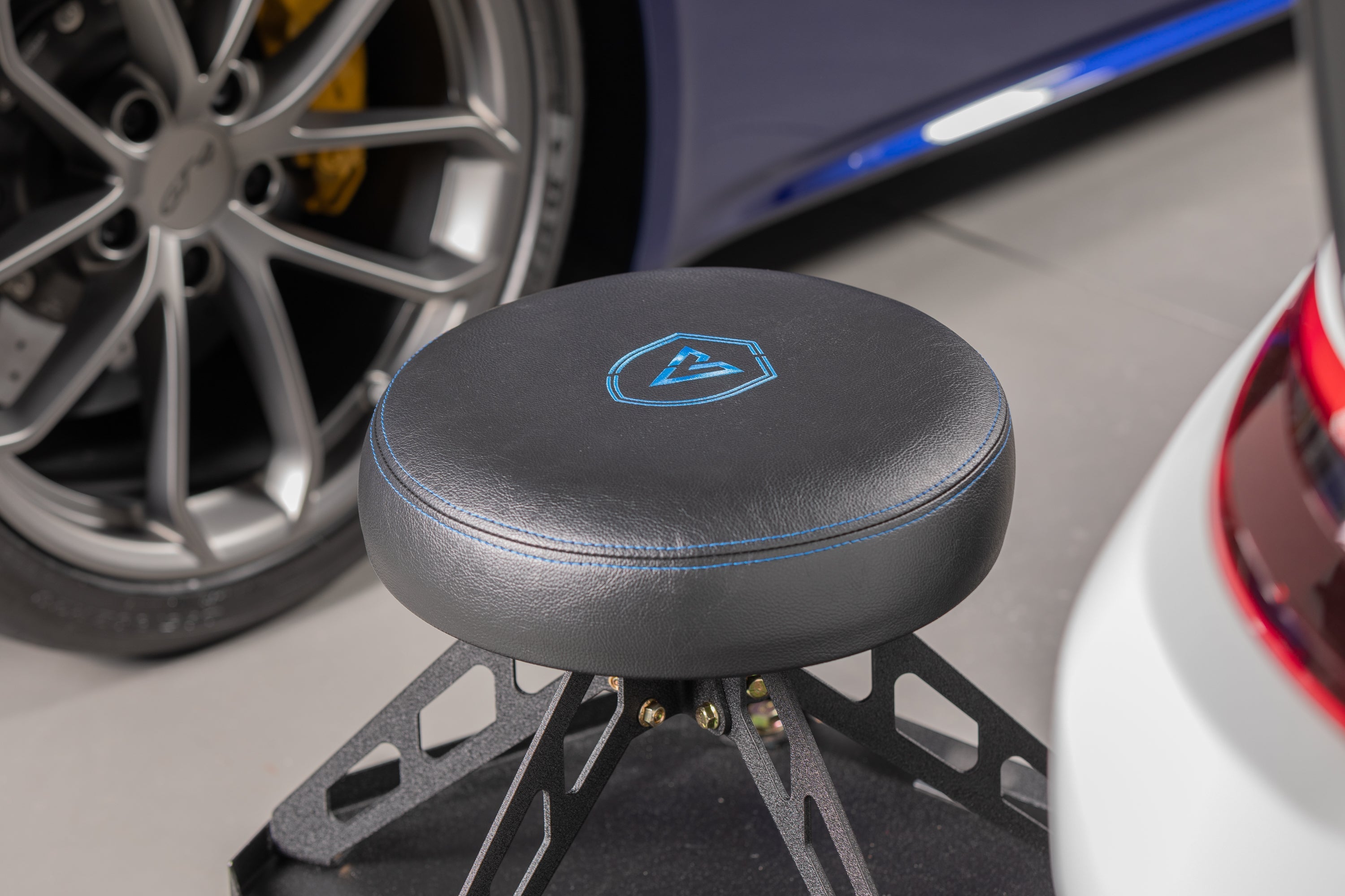 Vyper Chair - Heavy Duty Steel Frame Ergonomic Office Chair for Home & Work - Perfect for Gaming, Studying, and Long Work Sessions