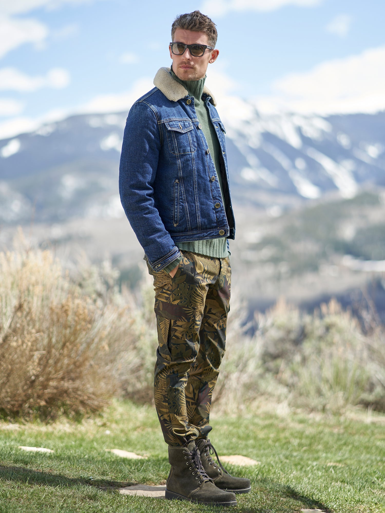 Stylish Foliage Cargo Pants for Men - Durable Outdoor Hiking & Work Pants with Multiple Pockets - Perfect for Camping, Travel & Casual Wear